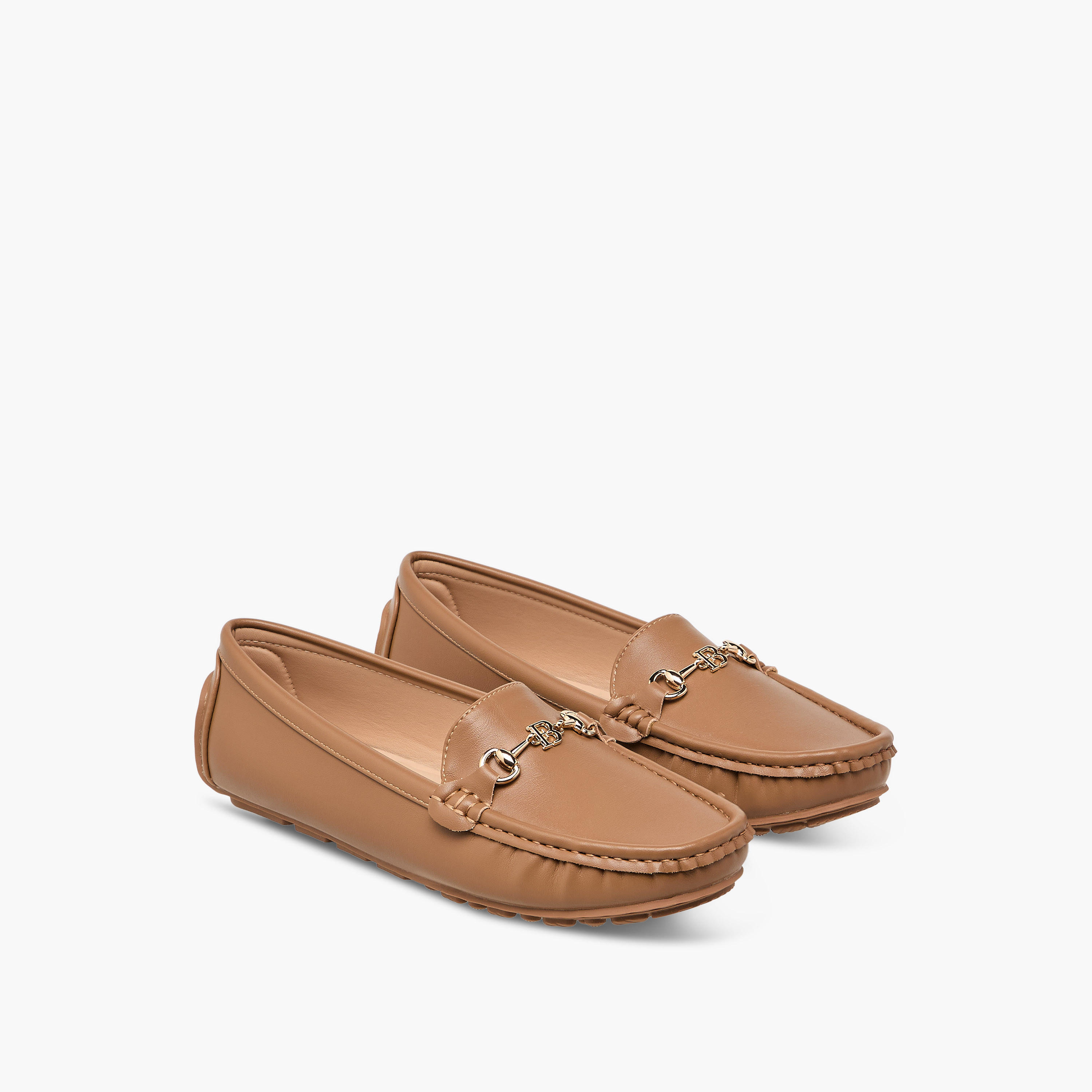 حذاء سهل الارتداء بزينة معدنية من فلورا بيلا-women-shoes-loafersandmoccasins-image-1
