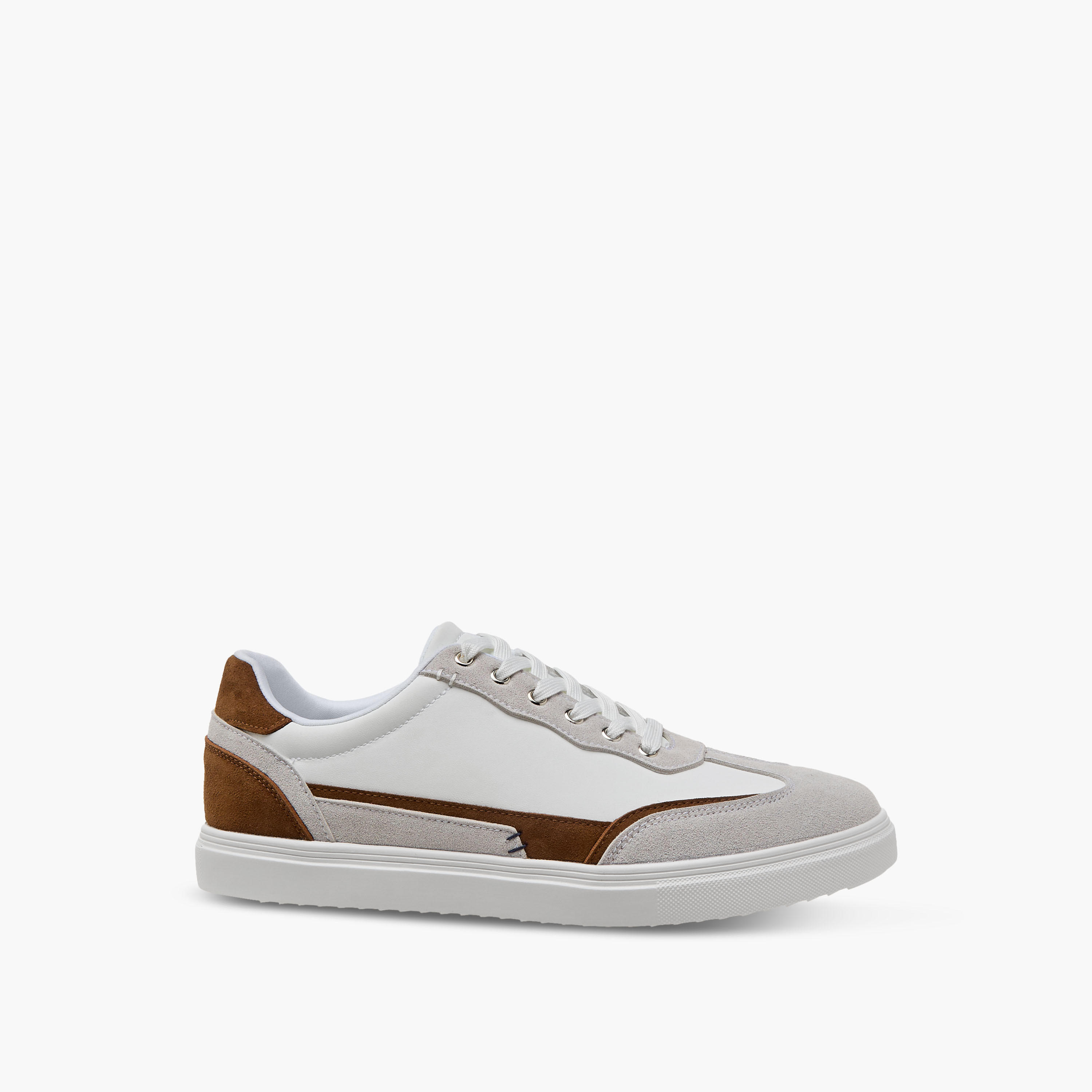 حذاء سنيكرز متعدد التصاميم برباط إغلاق للرجال من إل بي إل من شو إكسبريس-men-shoes-sneakers-image-3