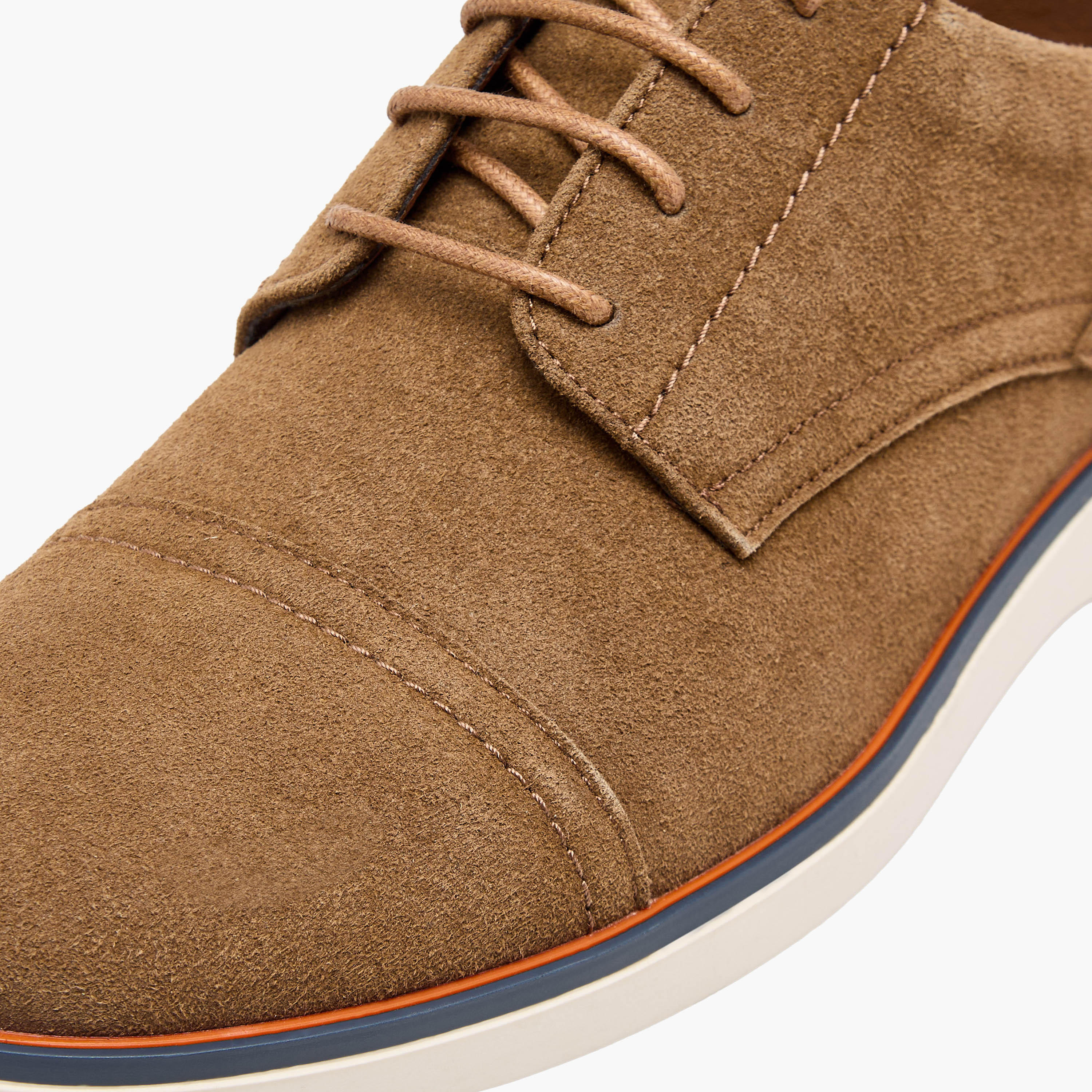 حذاء سنيكرز بطول الكاحل ورباط إغلاق للرجال من إل بي إل من شو إكسبريس-men-shoes-sneakers-image-7
