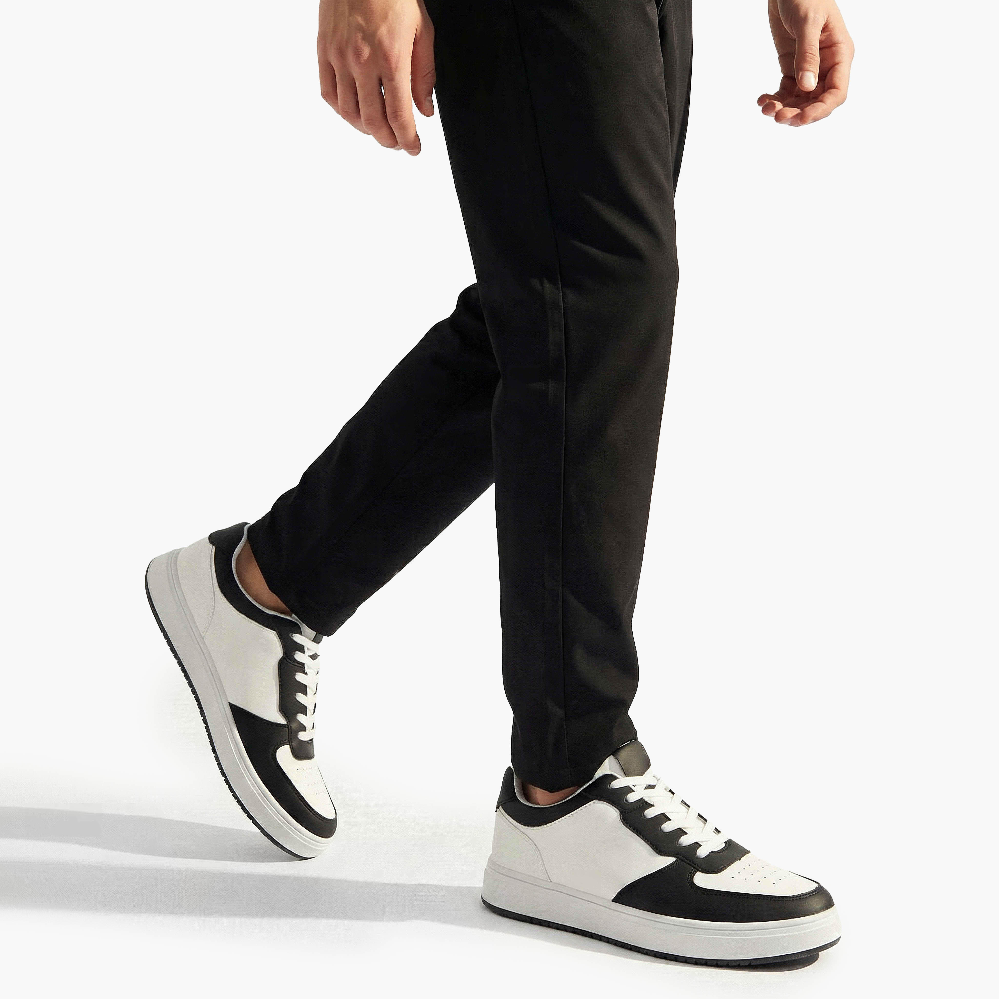 حذاء سنيكرز مثقب برباط إغلاق للرجال من إل بي إل من شو إكسبريس-men-shoes-sneakers-image-6