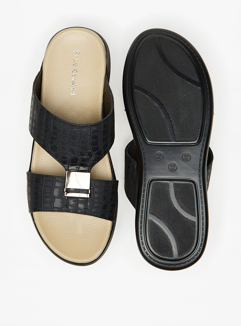 صندل بارز الملمس وسهل الارتداء من لو كونفورت-men-shoes-sandals-image-5