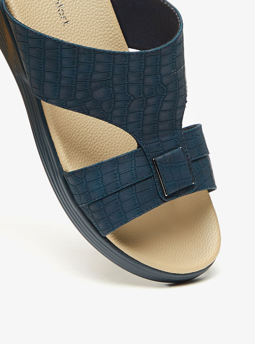 صندل بارز الملمس وسهل الارتداء من لو كونفورت-men-shoes-sandals-image-4