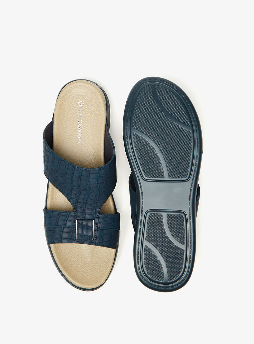 صندل بارز الملمس وسهل الارتداء من لو كونفورت-men-shoes-sandals-image-5