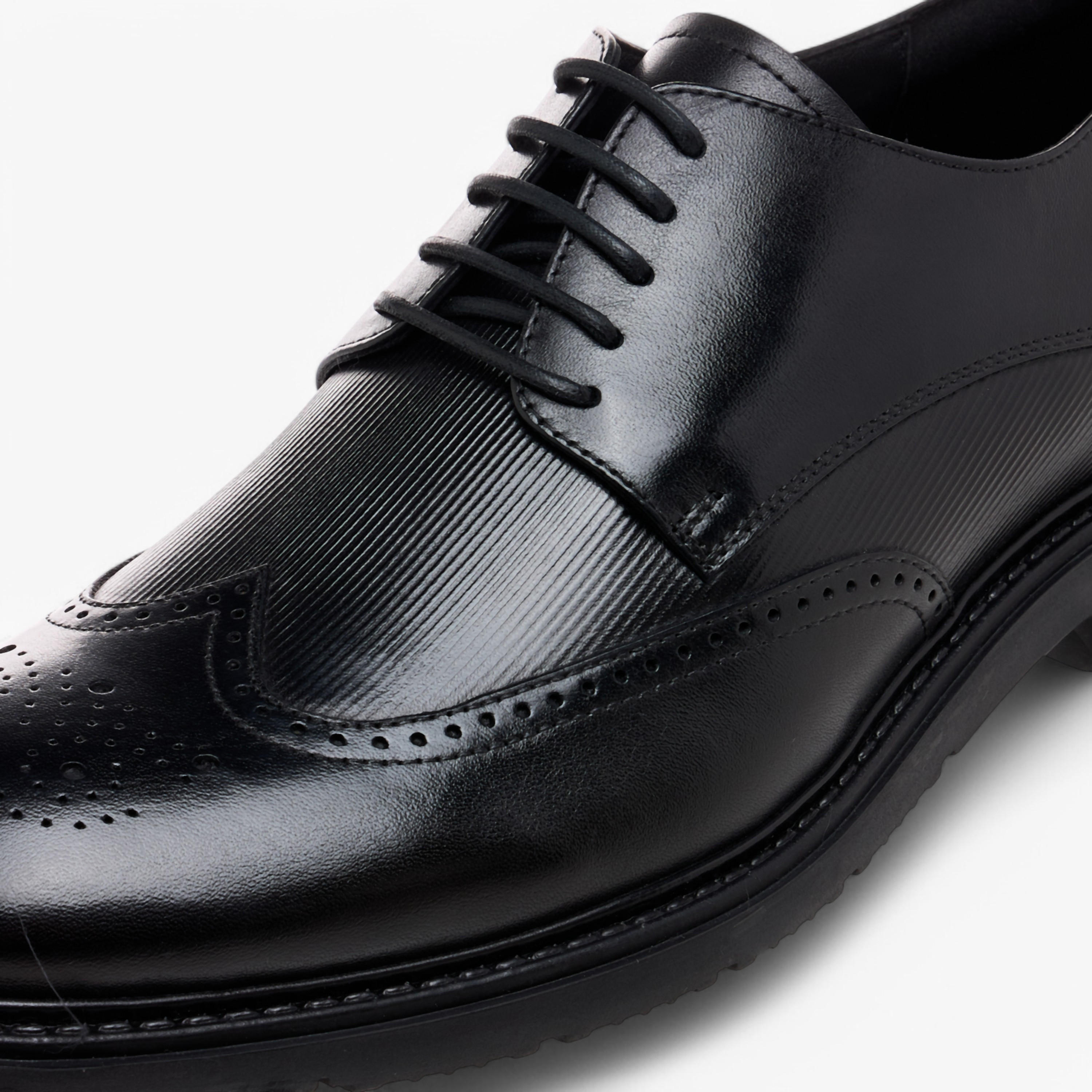 حذاء ديربي جلد بارز الملمس برباط للرجال من دوتشيني-men-shoes-formalshoes-image-4