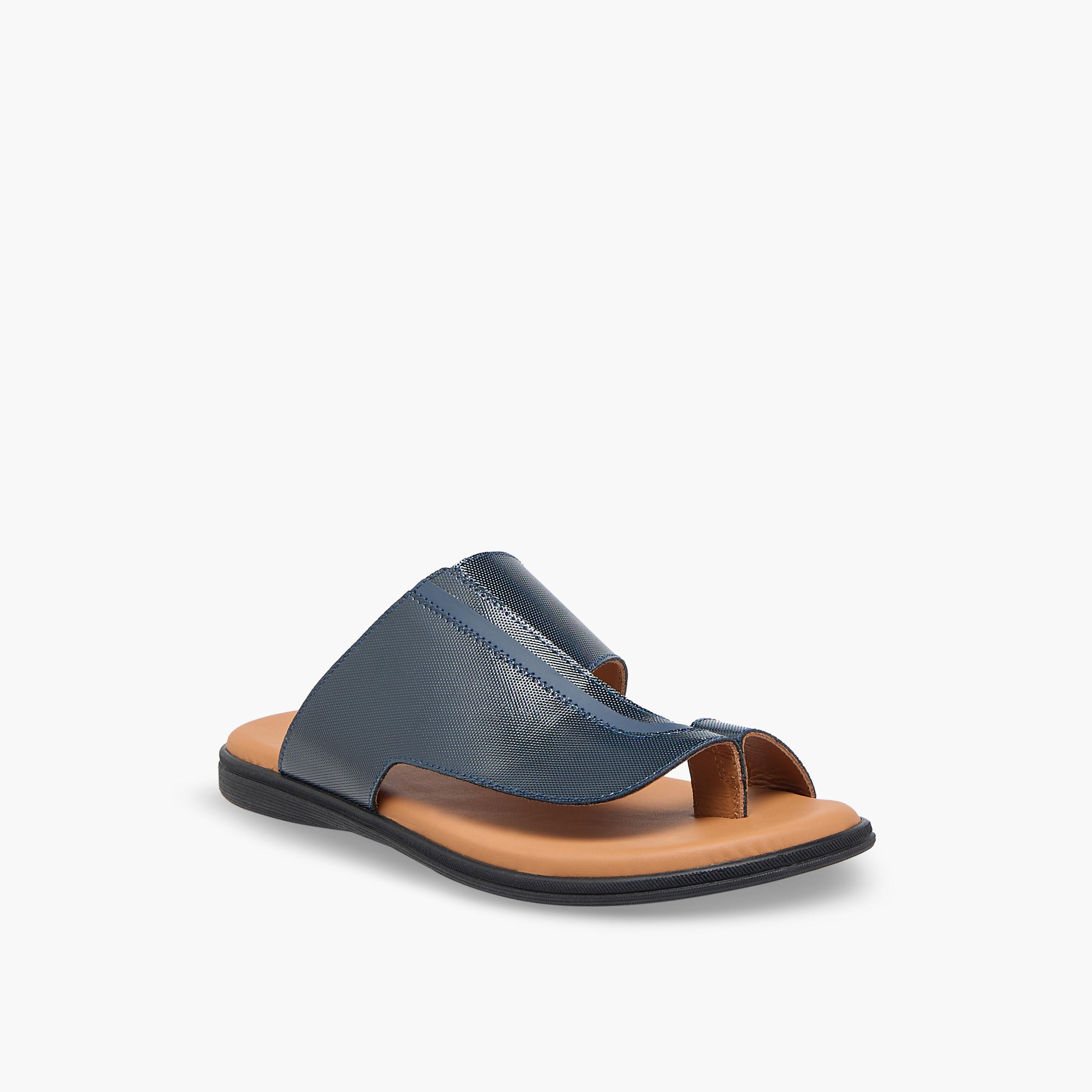 صندل عربي جلد سهل الارتداء للأولاد من الواحة-boys-shoes-sandals-image-2