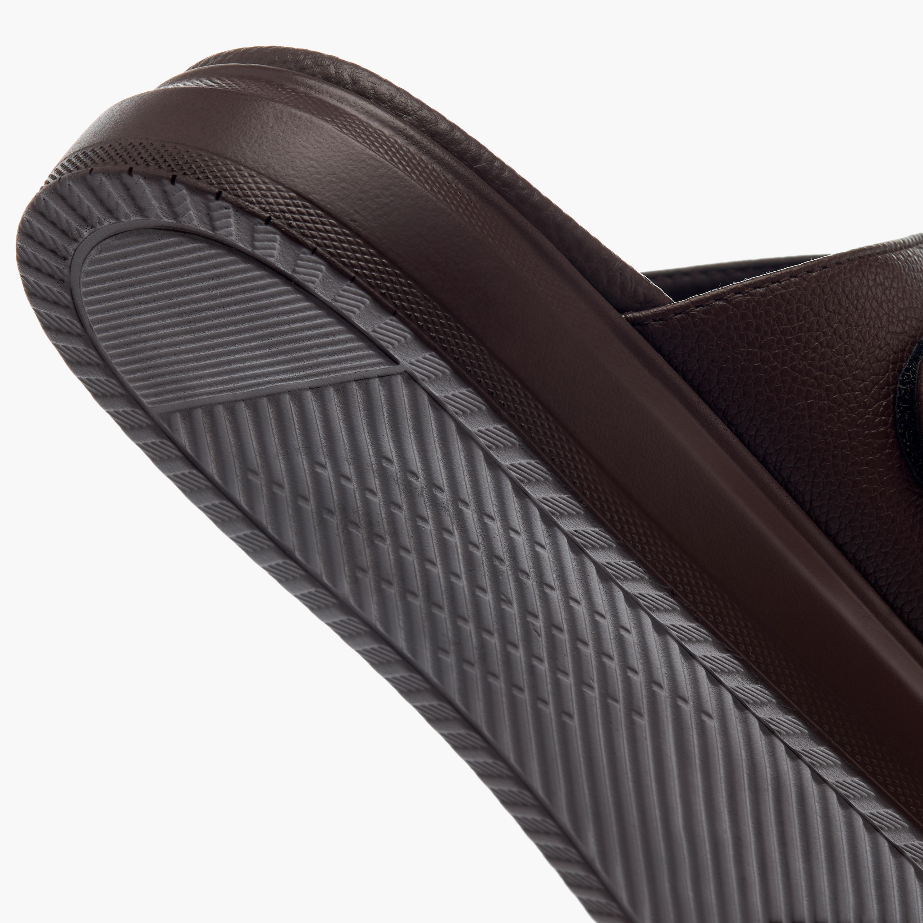 صندل مريح سهل الارتداء للرجال من لو كونفورت-men-shoes-sandals-image-6