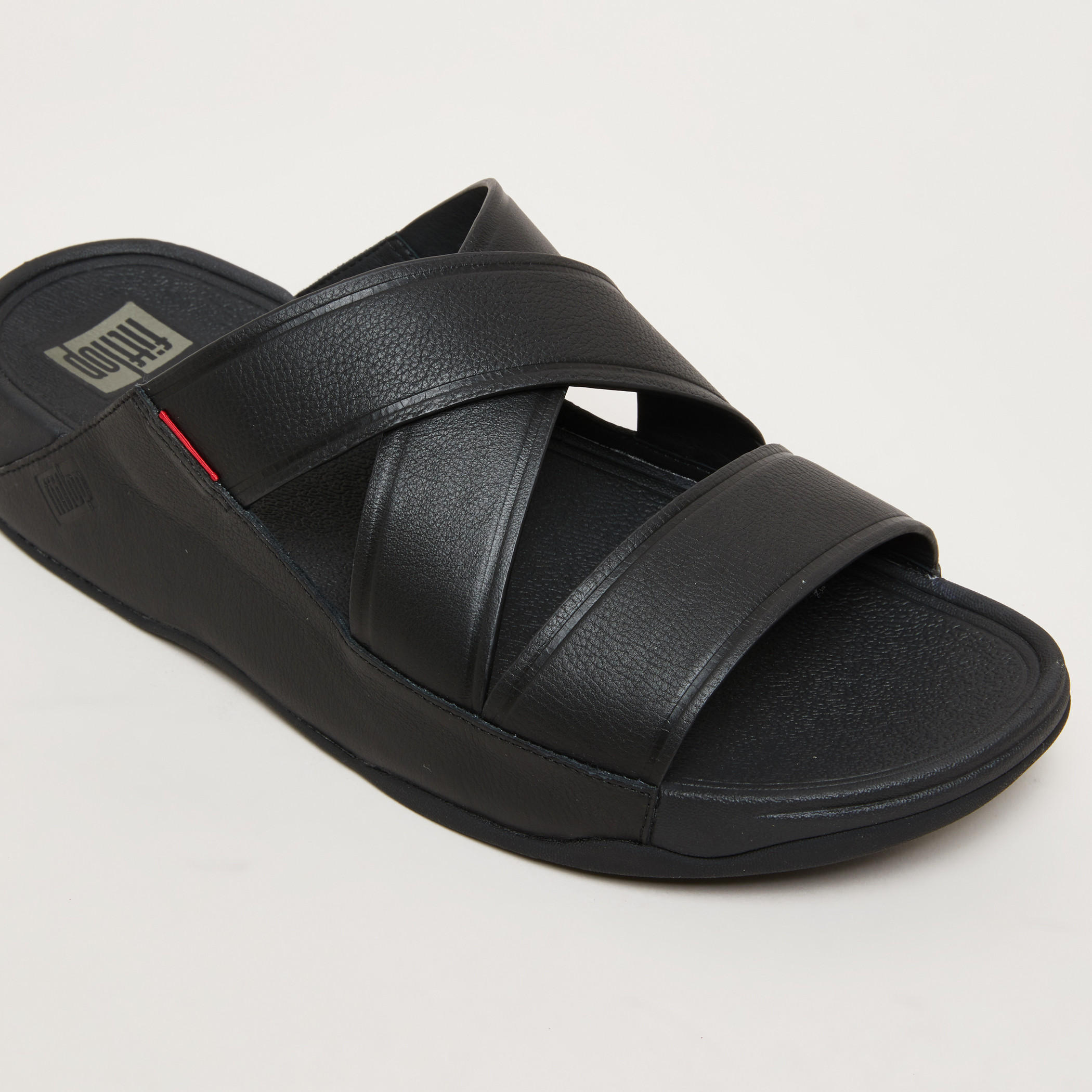شبشب خفيف بأحزمة متقاطعة من فيت فلوب-men-shoes-sandals-image-3