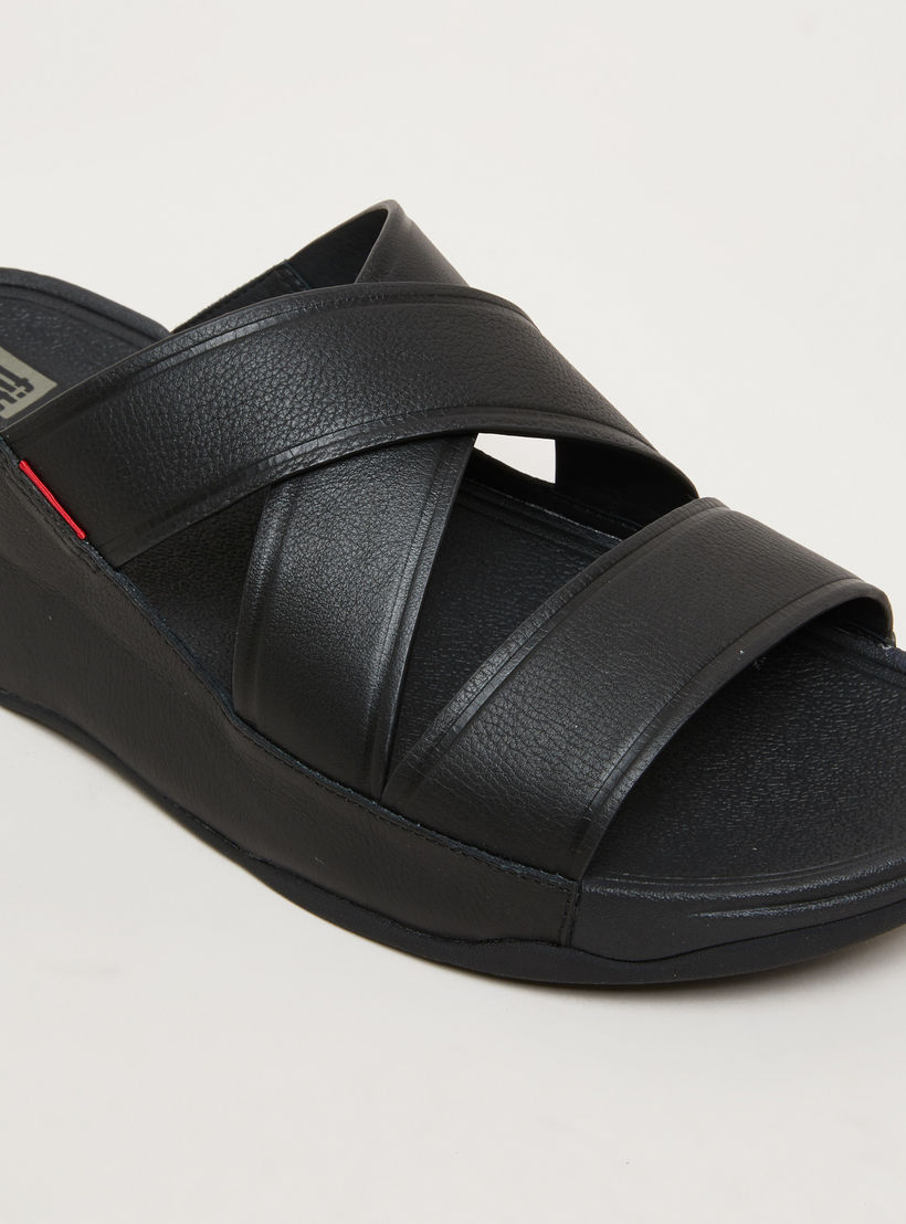 شبشب خفيف بأحزمة متقاطعة من فيت فلوب-men-shoes-sandals-image-3