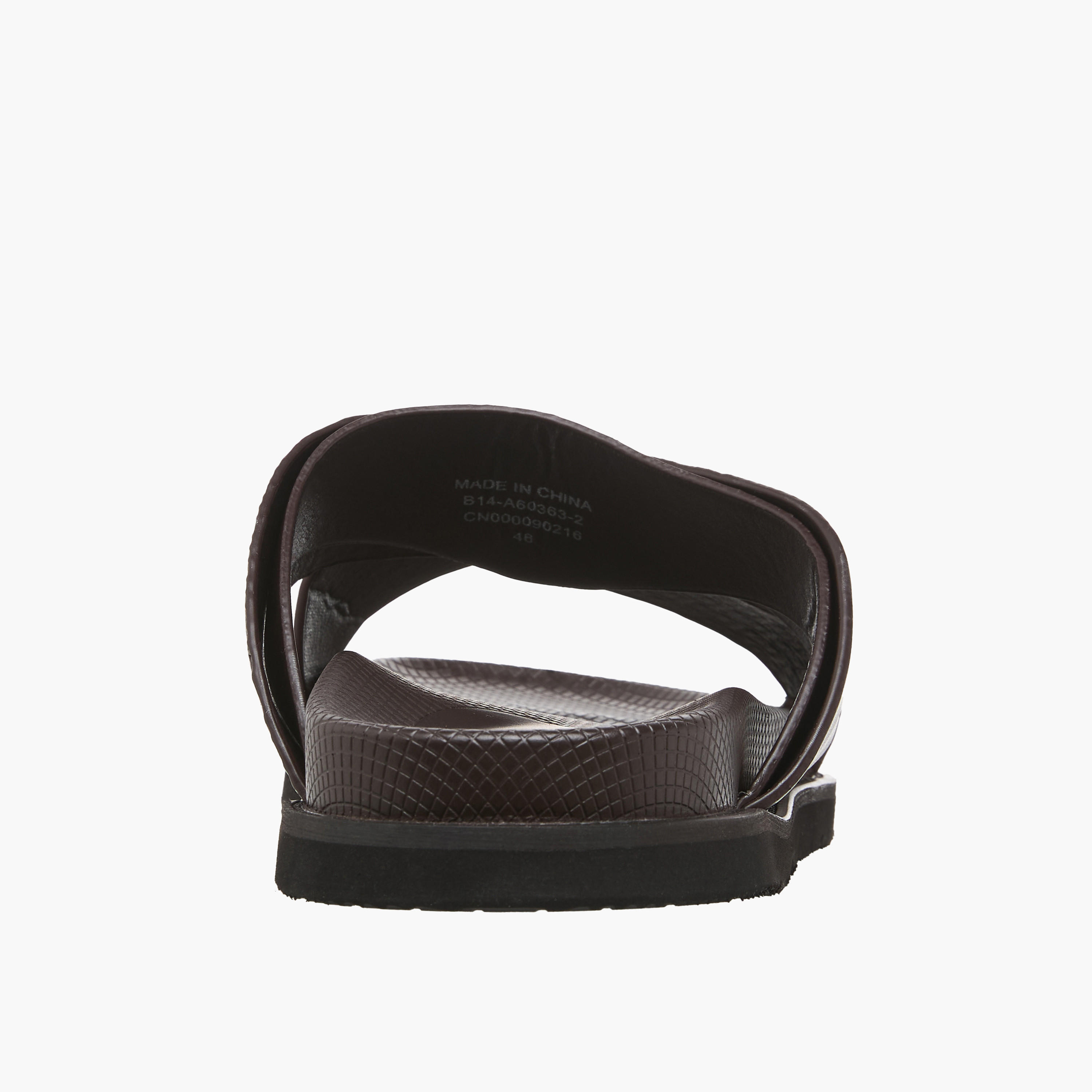 صندل مريح بحزام متقاطع مونوجرام بارز الملمس للرجال من دوتشيني-men-shoes-sandals-image-5