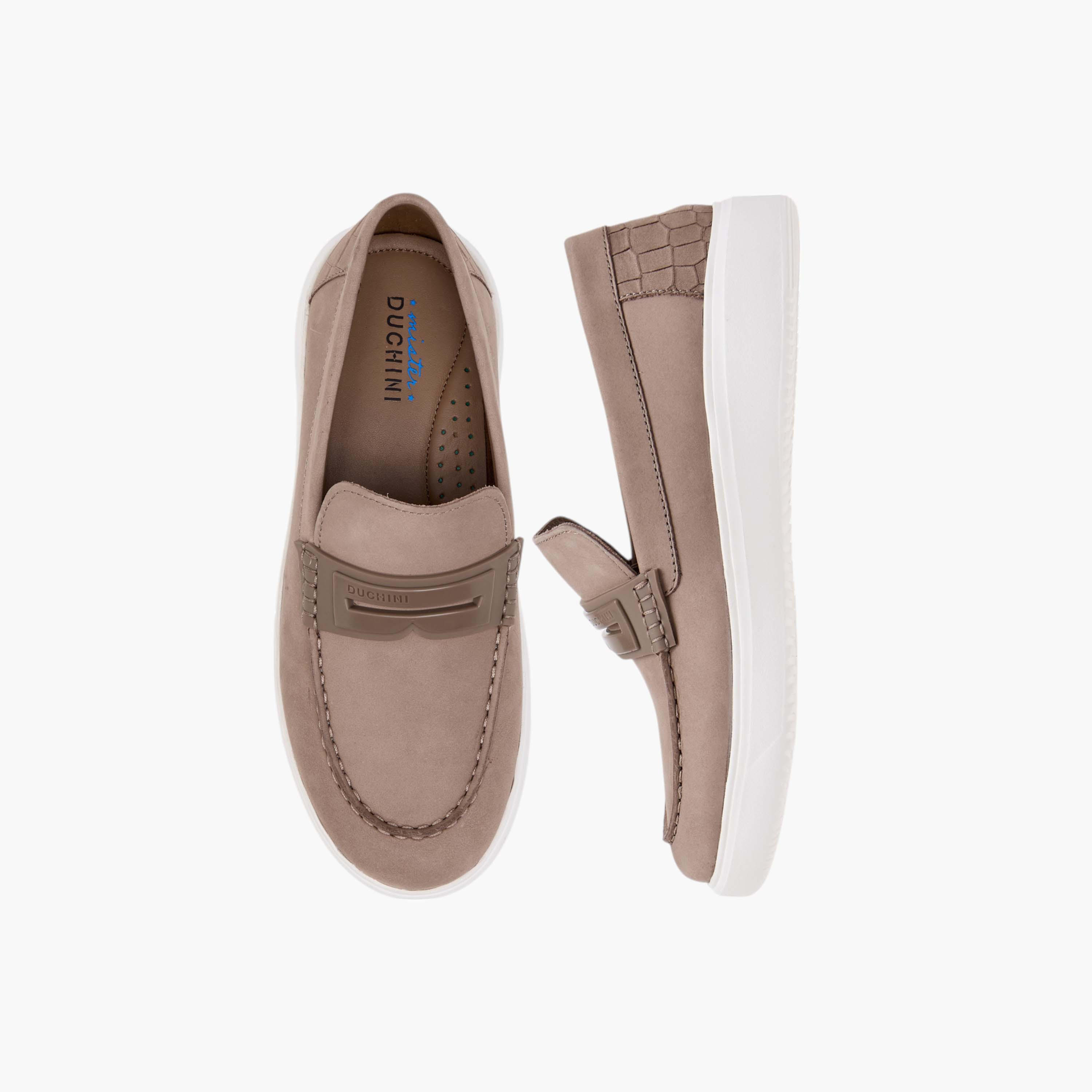 حذاء سهل الارتداء بألواح من مستر دوتشيني-boys-shoes-loafers-image-1