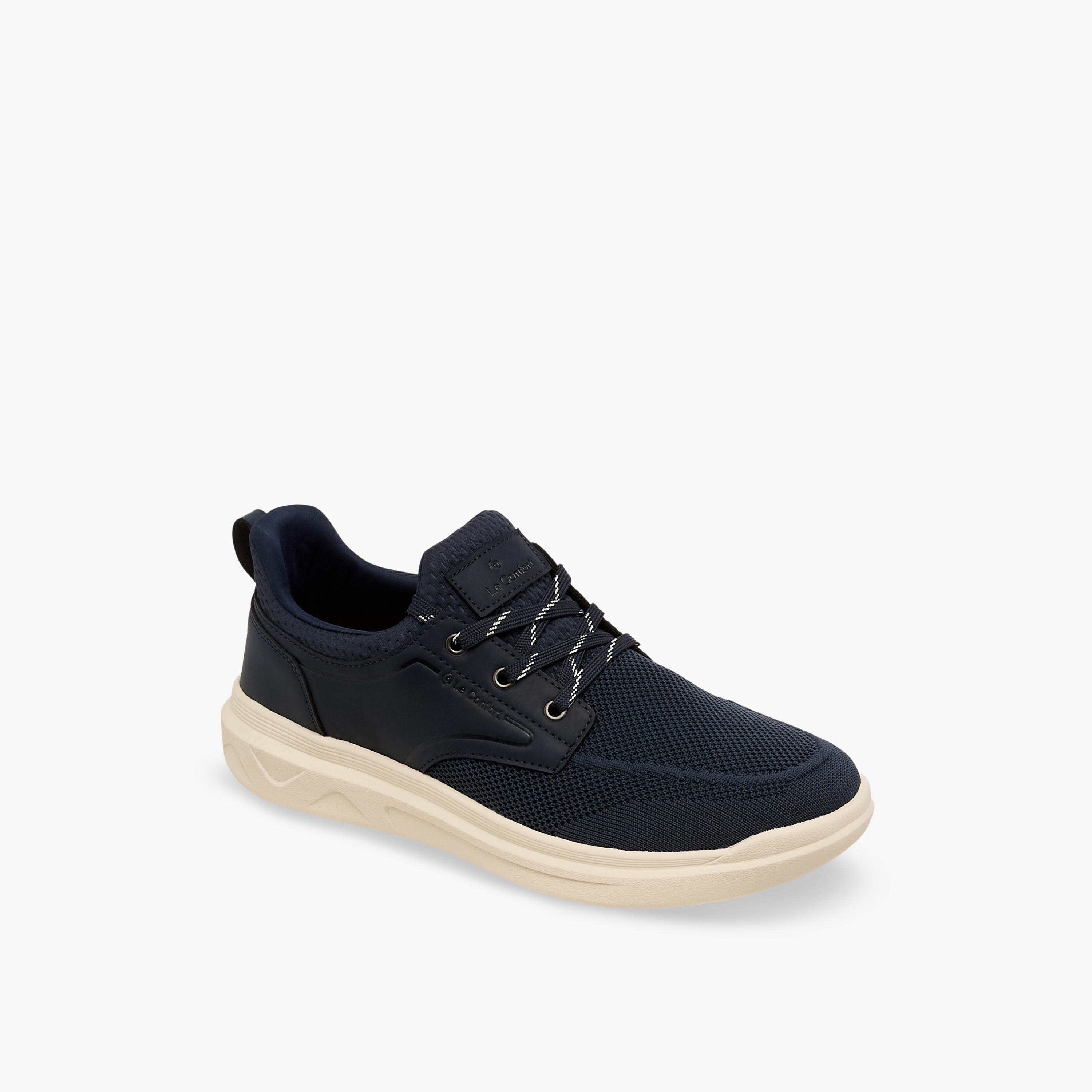 حذاء سنيكرز برباط إغلاق للرجال من لو كونفورت-men-shoes-sneakers-image-2