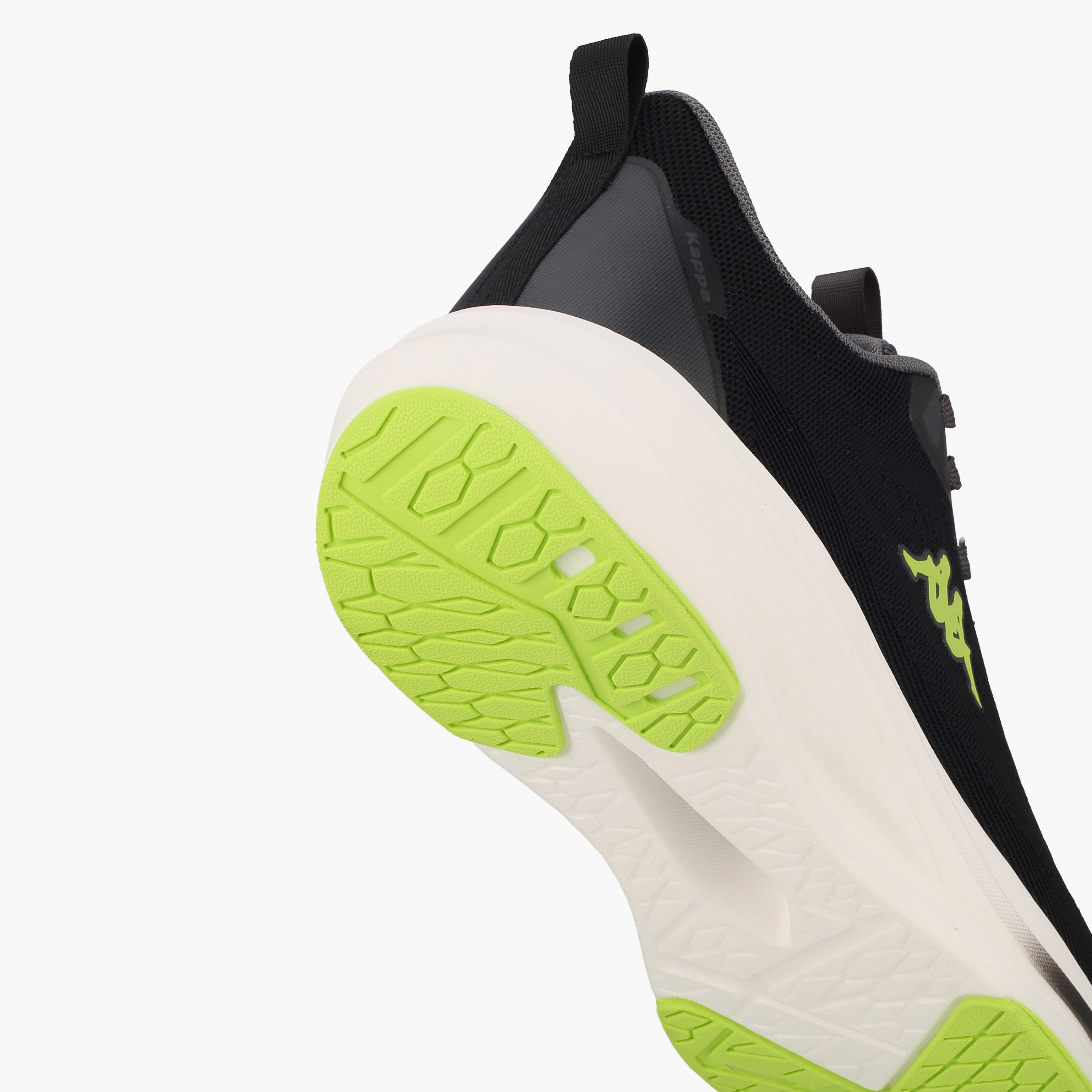 حذاء رياضي برباط إغلاق وشعار للرجال من كابا-sports-men-shoes-image-5