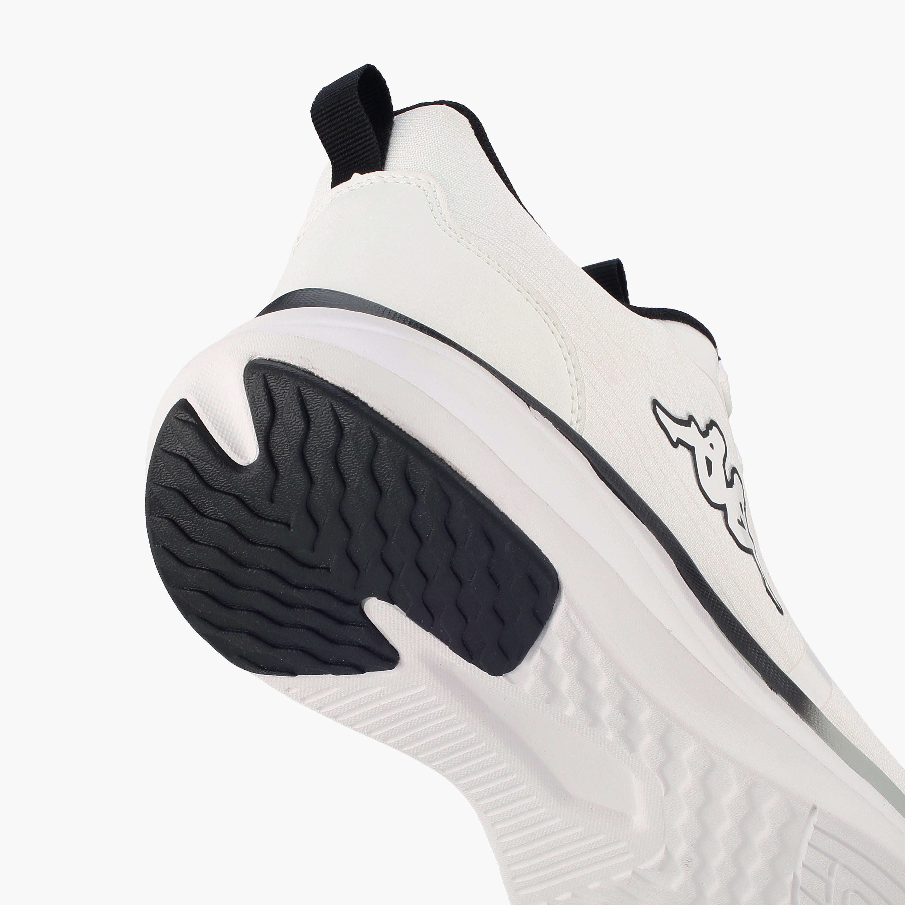 حذاء رياضي برباط إغلاق وطبعات شعار للرجال من كابا-men-shoes-sneakers-image-5