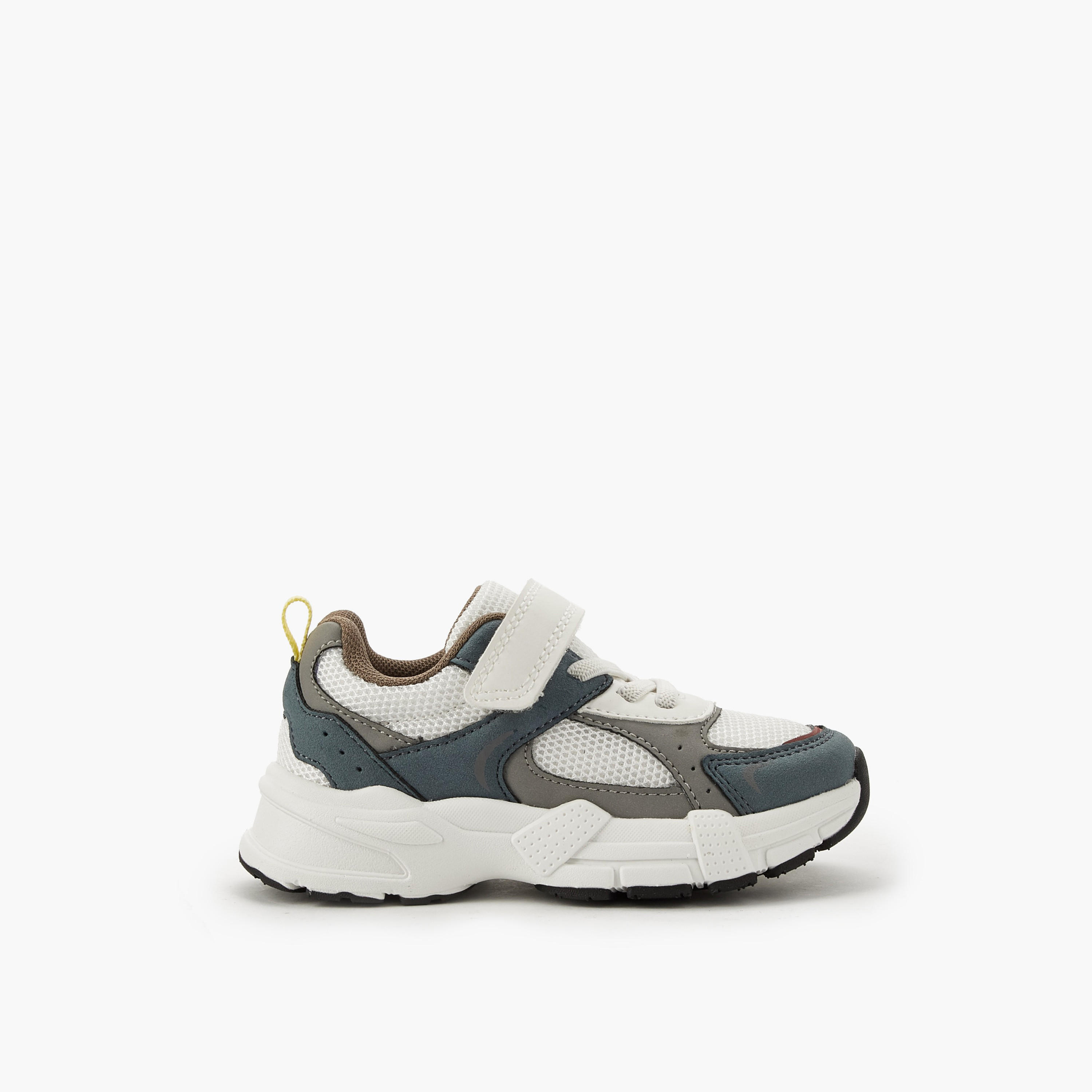 حذاء سنيكرز بشريط إغلاق لاصق للأولاد من جونيورز-boys-shoes-sneakers-image-3
