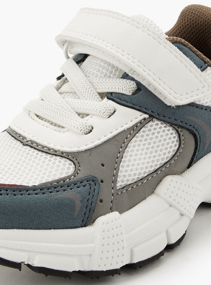 حذاء سنيكرز بشريط إغلاق لاصق للأولاد من جونيورز-boys-shoes-sneakers-image-5