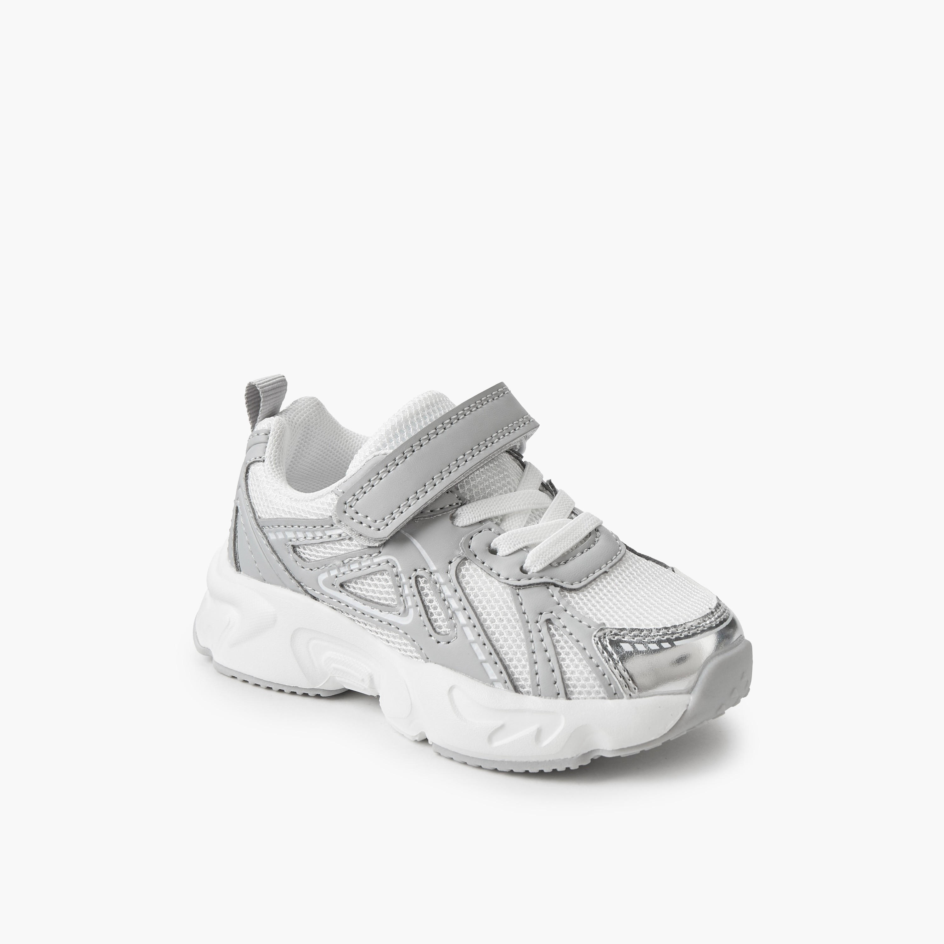 حذاء سنيكرز بشريط إغلاق لاصق للأولاد من جونيورز-boys-shoes-sneakers-image-2
