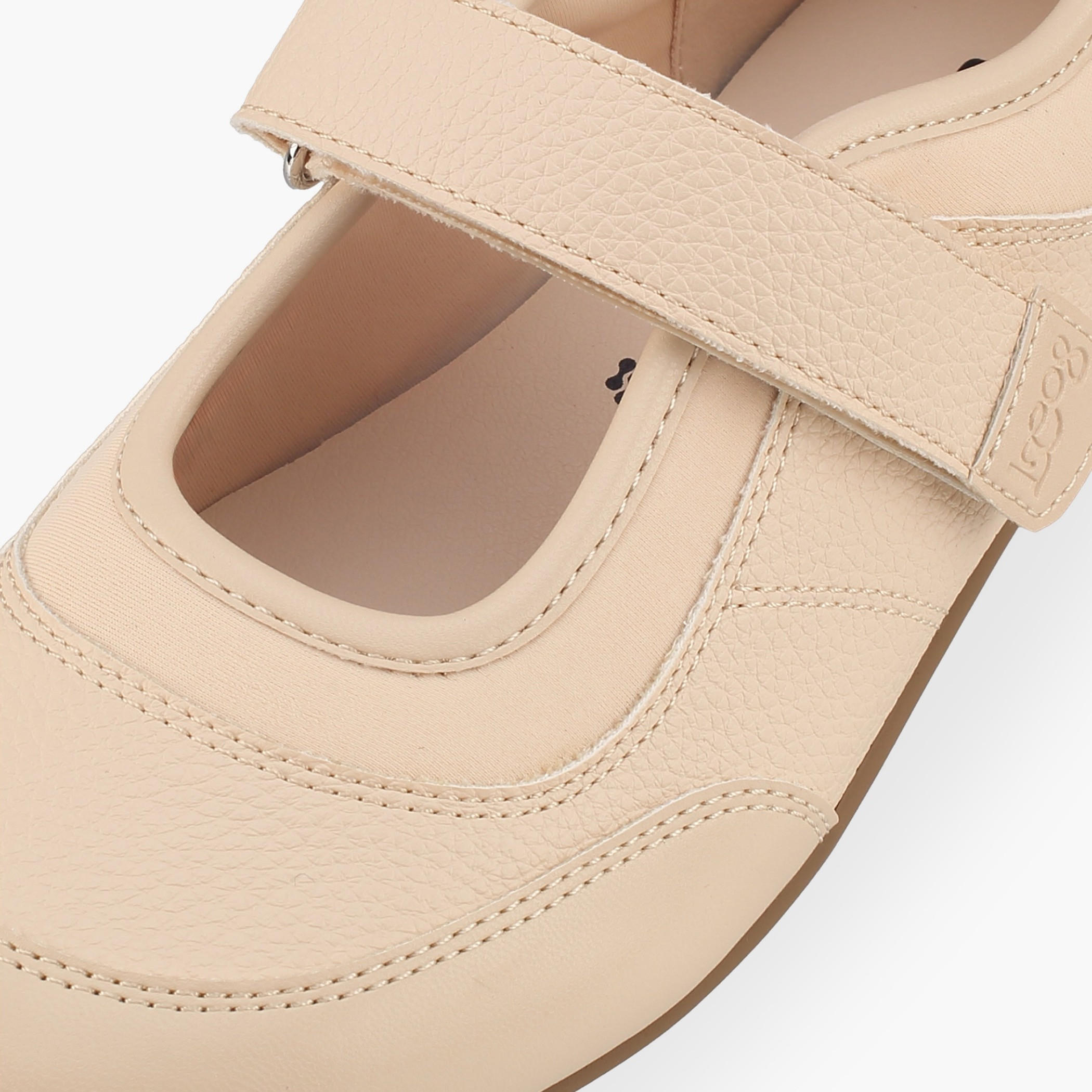 حذاء سنيكرز ماري جين بشريط لاصق للبنات من لي كوبر-girls-shoes-sneakers-image-4