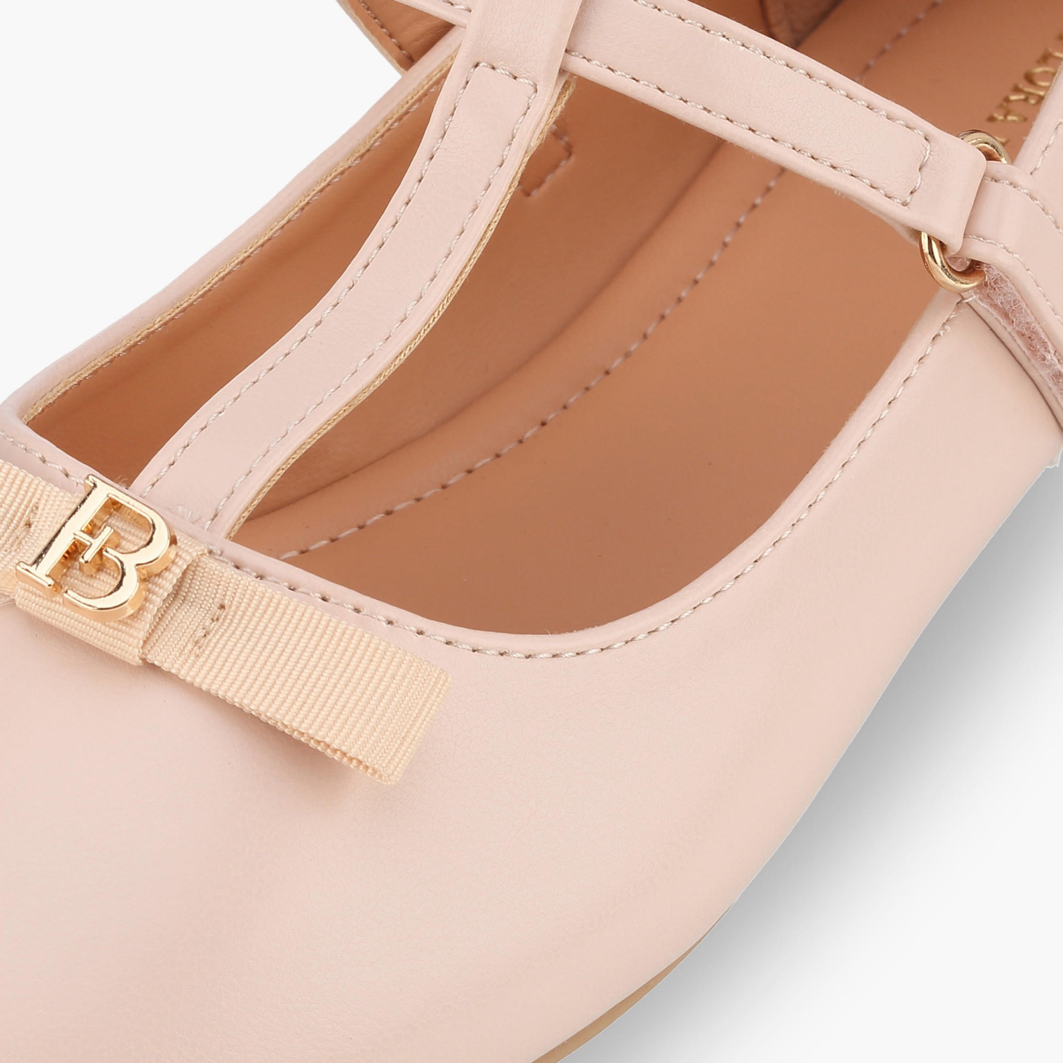 حذاء ماري جين بفيونكة للبنات من فلورا بيلا-girls-shoes-maryjanes-image-6