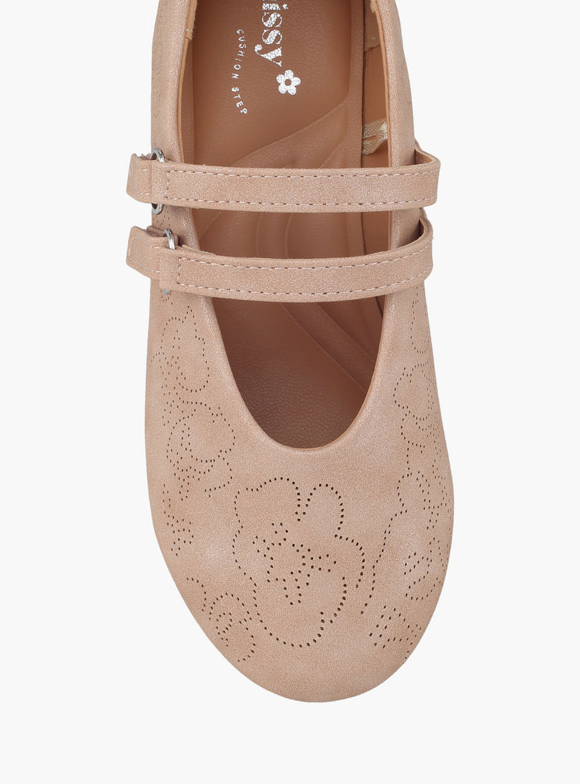 حذاء ماري جين بتفاصيل قص للفتيات من ليتل ميسي-girls-shoes-ballerinas-image-4