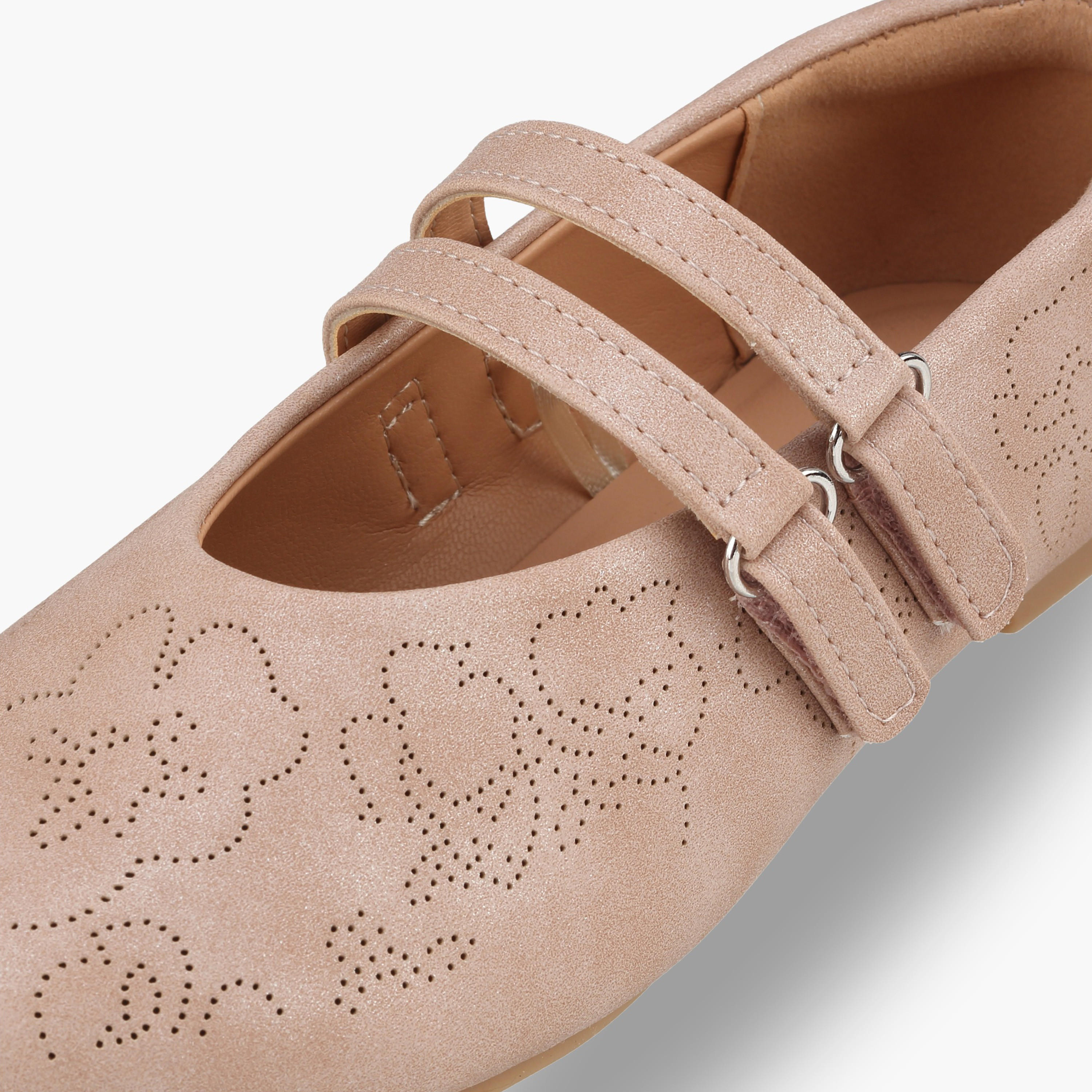 حذاء ماري جين بتفاصيل قص للفتيات من ليتل ميسي-girls-shoes-ballerinas-image-6