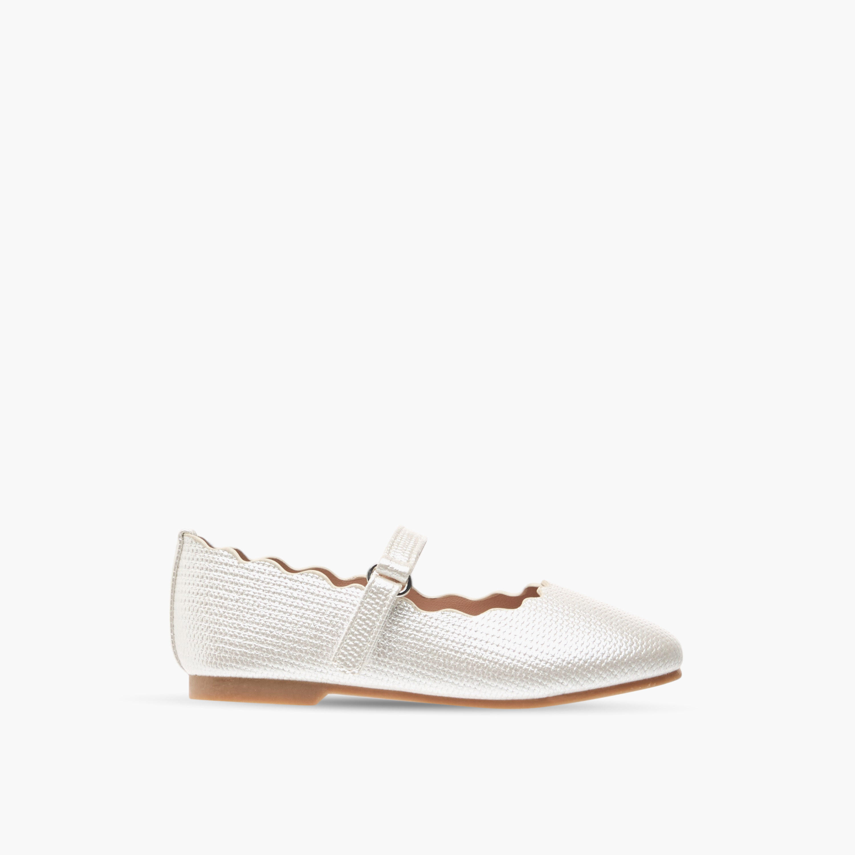 حذاء باليرينا بتفاصيل صدفية وشريط إغلاق من جونيورز-girls-shoes-maryjanes-image-3