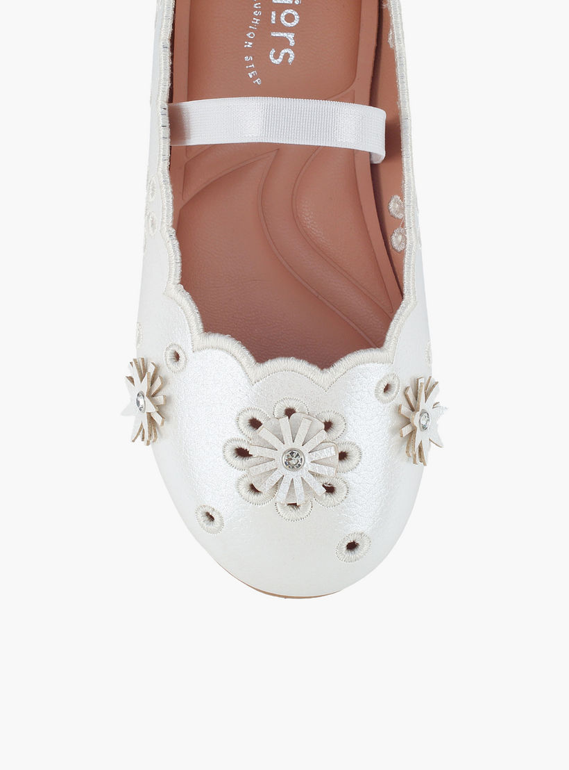 حذاء باليرينا بتزيينات أزهار للفتيات من جونيورز-girls-shoes-ballerinas-image-4