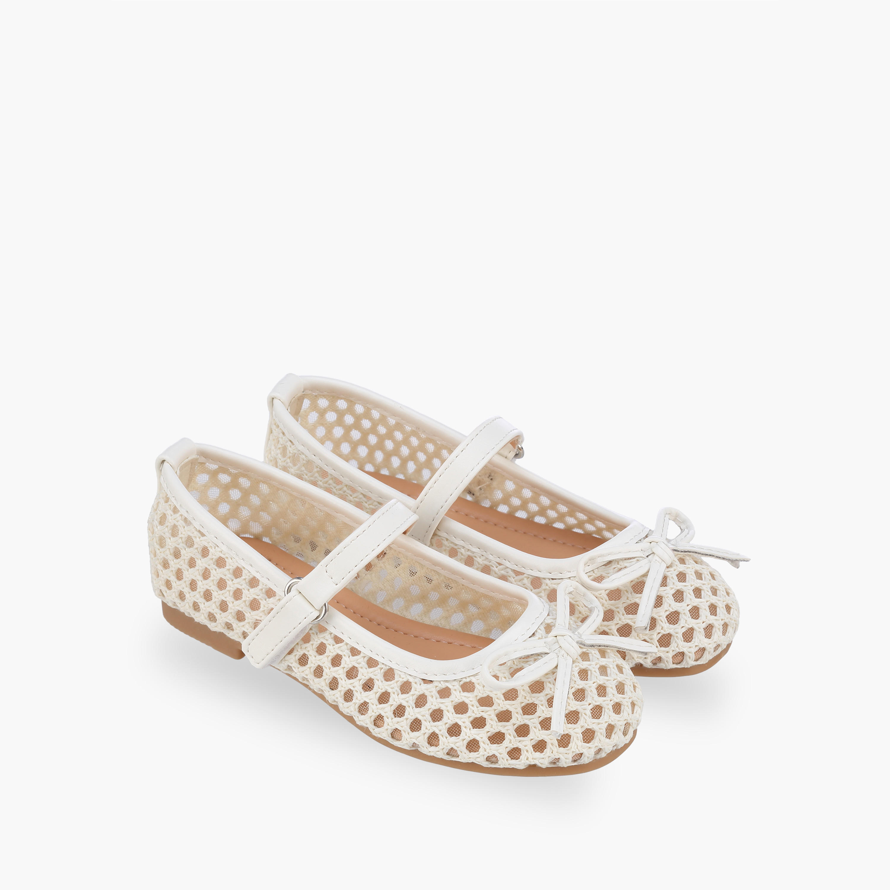 حذاء ماري جين بشريط إغلاق لاصق للبنات من فلورا بيلا-girls-shoes-maryjanes-image-1