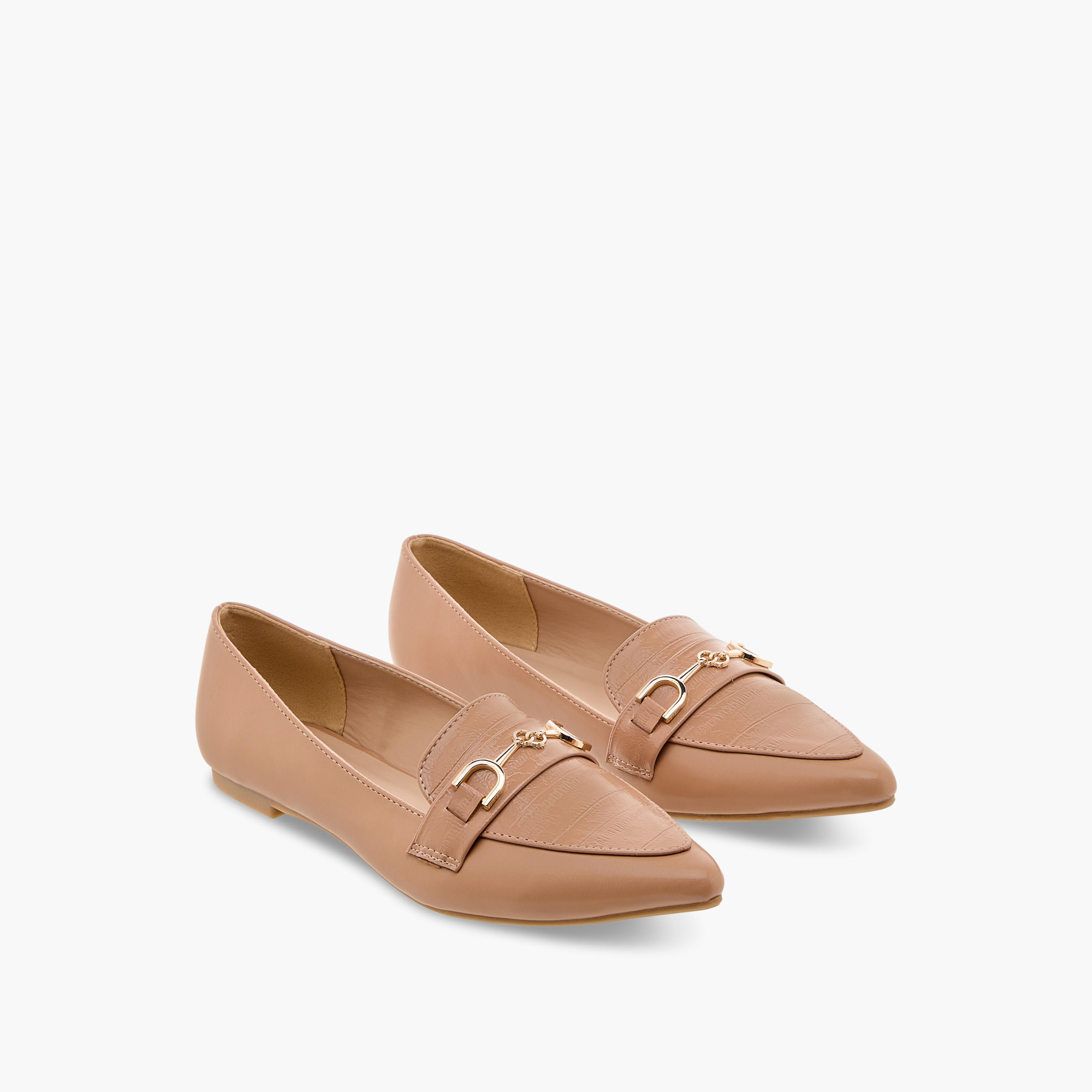 حذاء سهل الارتداء بزينة معدنية للنساء من سيليست-women-shoes-loafersandmoccasins-image-1