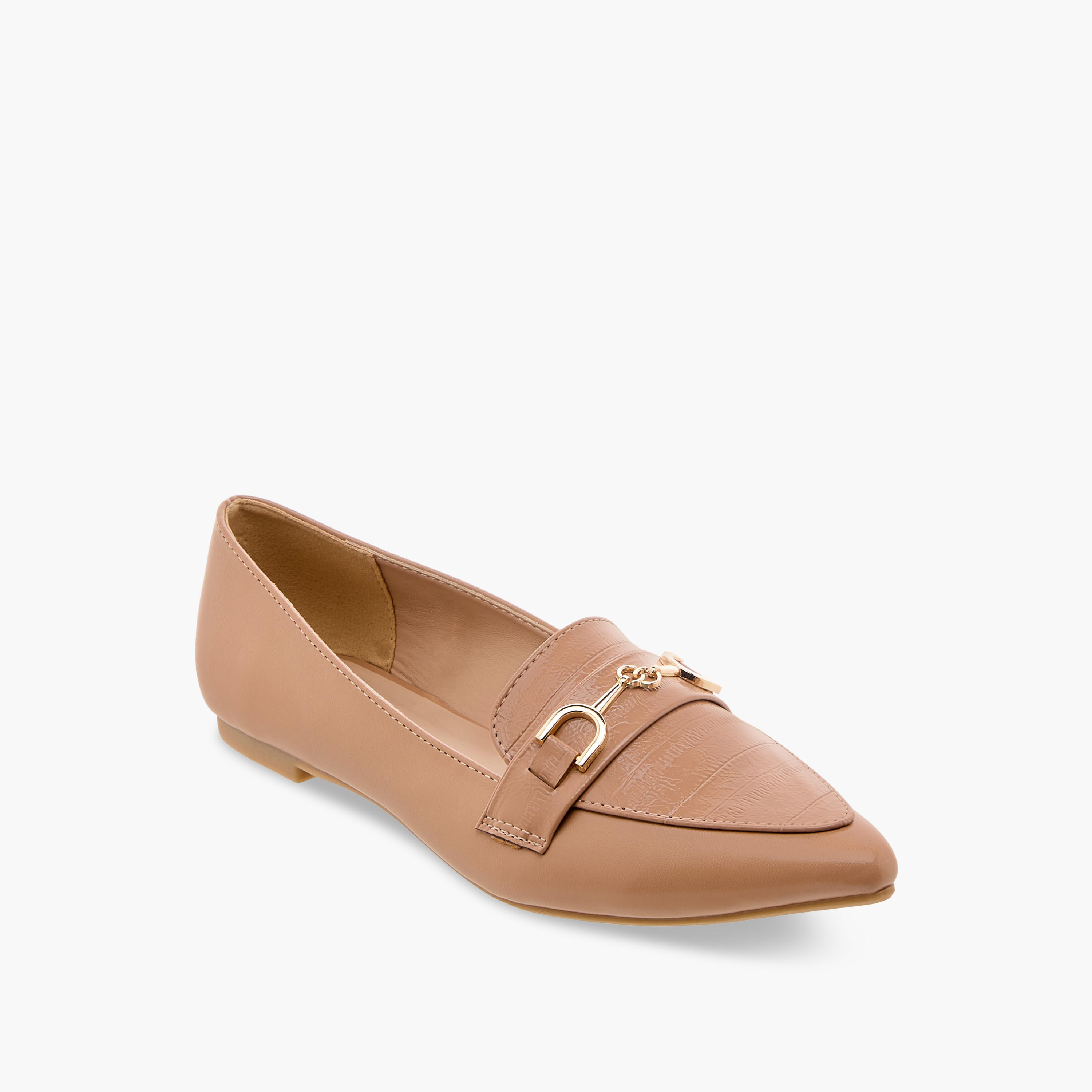 حذاء سهل الارتداء بزينة معدنية للنساء من سيليست-women-shoes-loafersandmoccasins-image-2