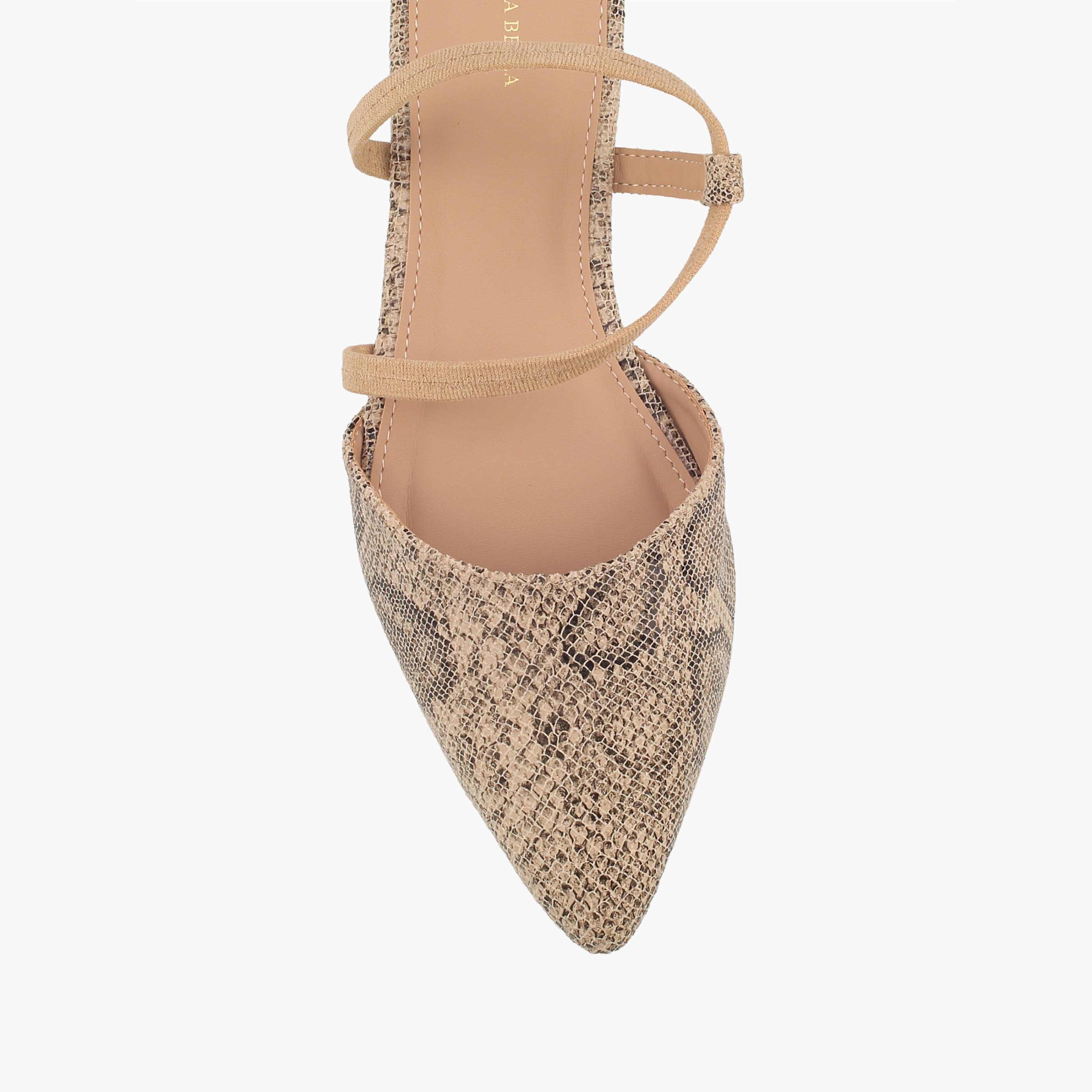 حذاء ميول بمقدمة مدببة وطبعات من فلورا بيلا-women-shoes-flats-mules-image-4
