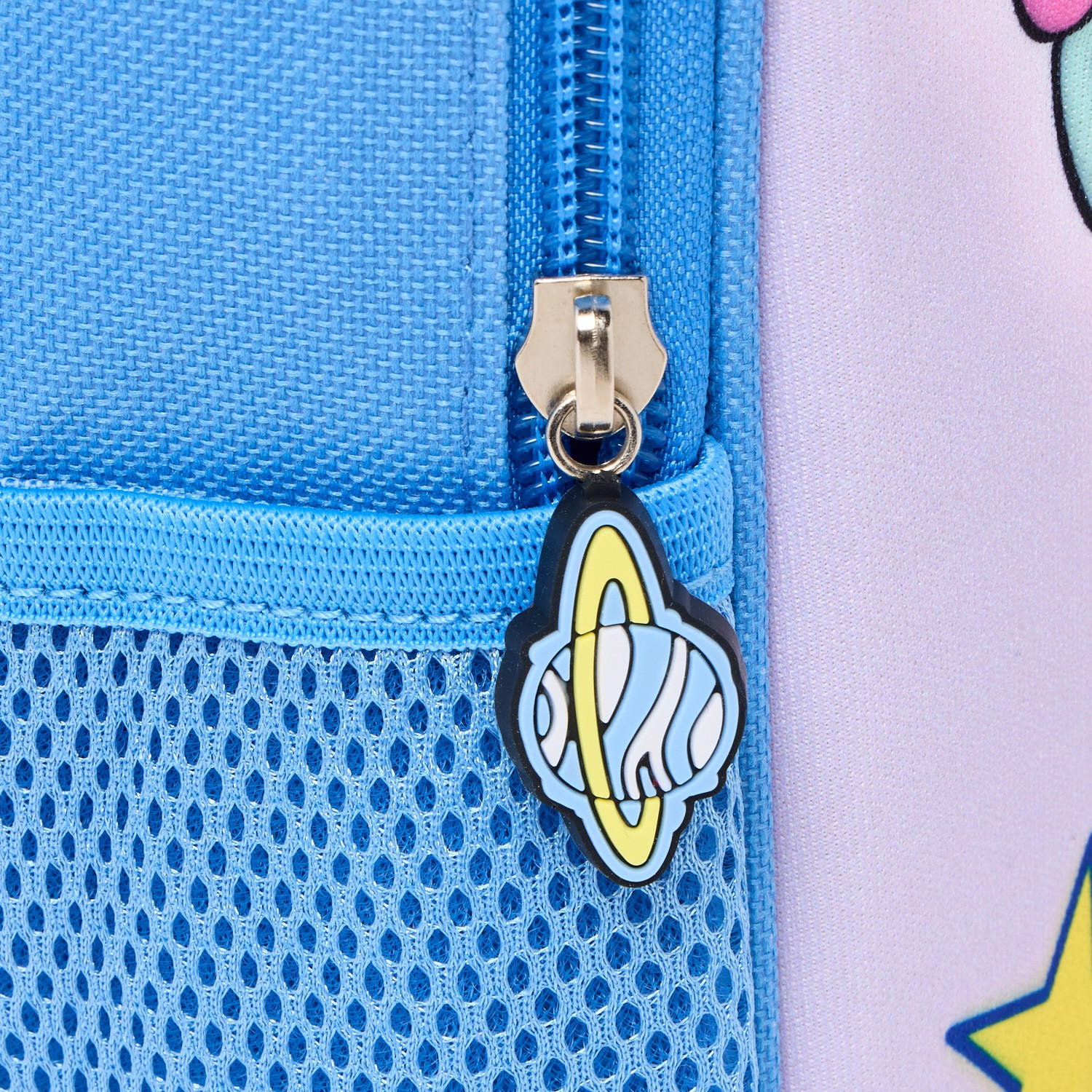 شنطة ظهر بسحاب إغلاق وطبعات ستيتش-school-bagsandbackpacks-backpacks-image-3