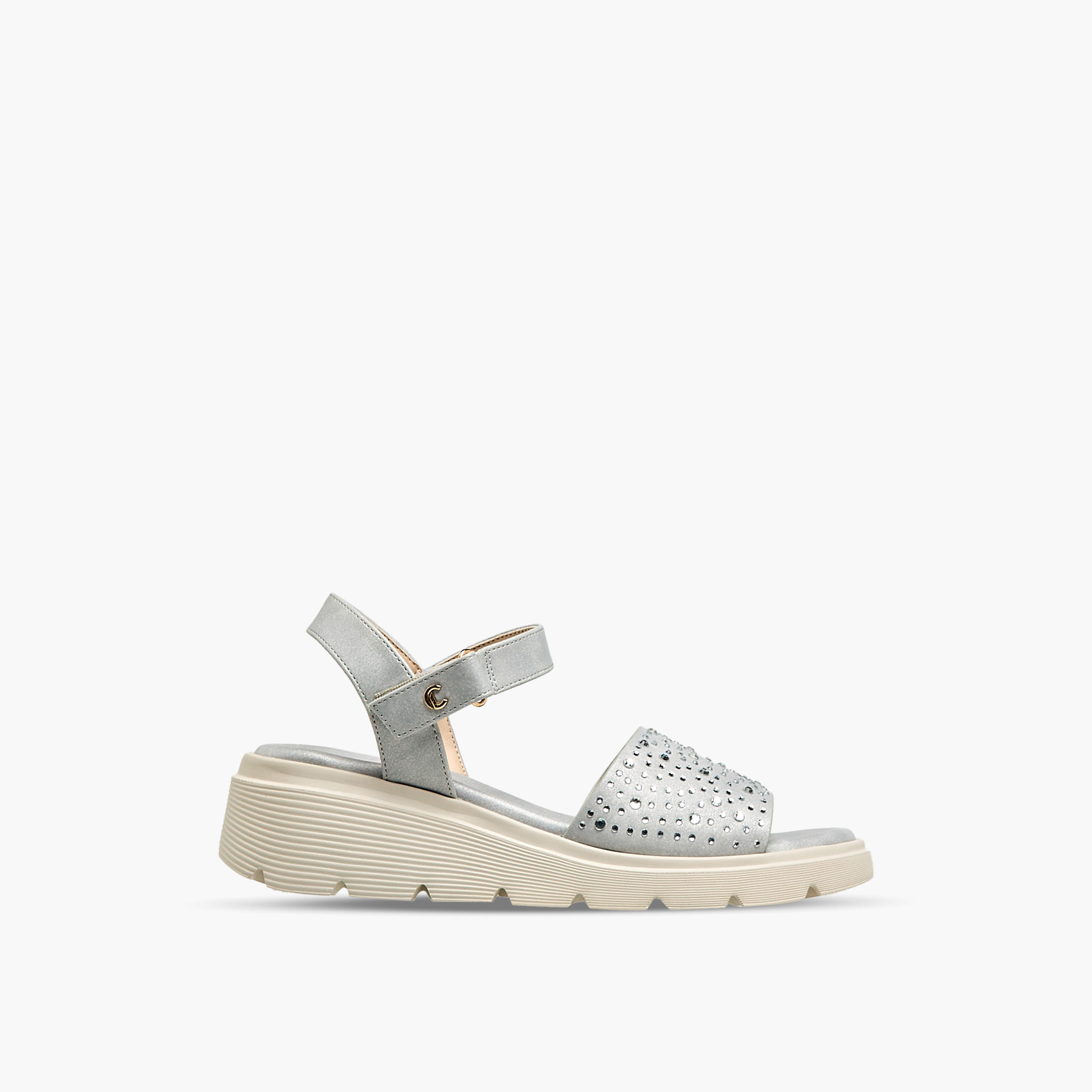 Le Confort Women Embellished Platform Sandals-women-shoes-sandals-heeled-image-2