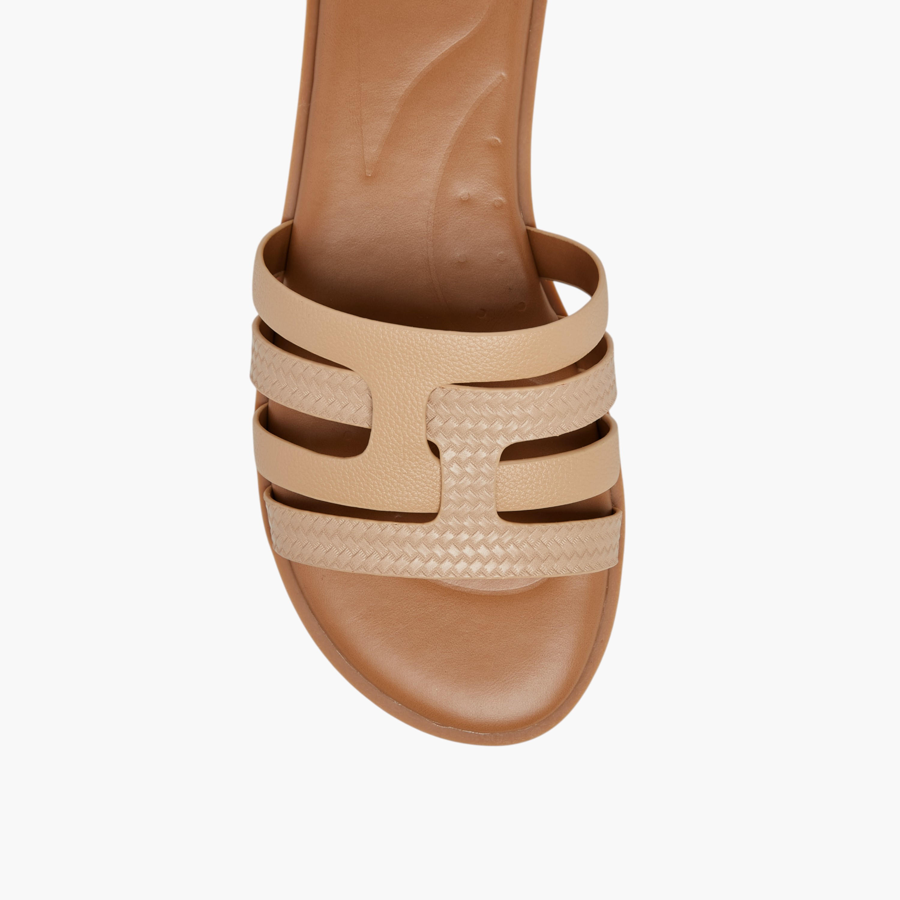 صندل سهل الارتداء بارز الملمس للنساء من فلورا بيلا-women-shoes-flats-sandals-image-4