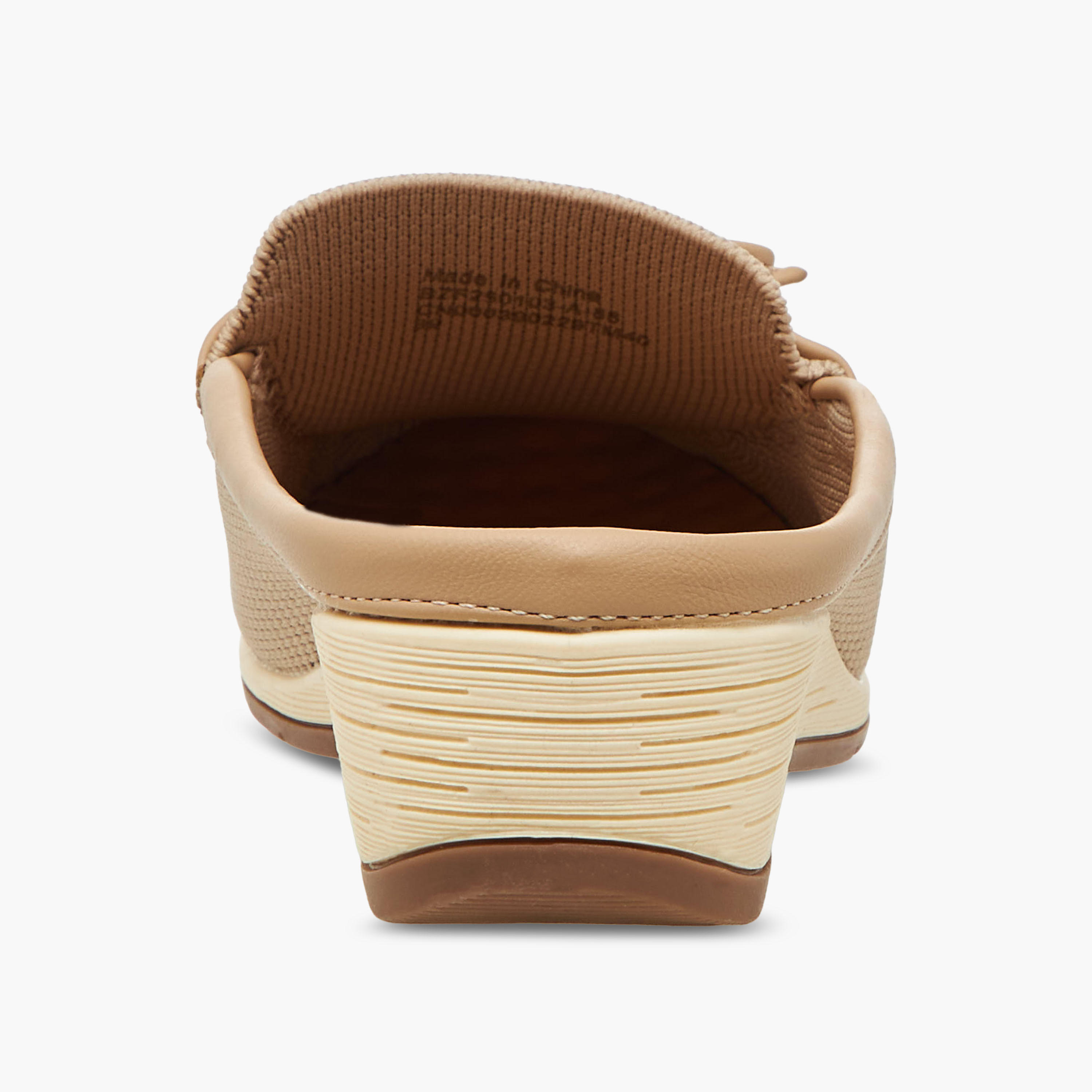 حذاء ميول بكعب ويدج للنساء من لو كونفورت-women-shoes-flats-mules-image-5