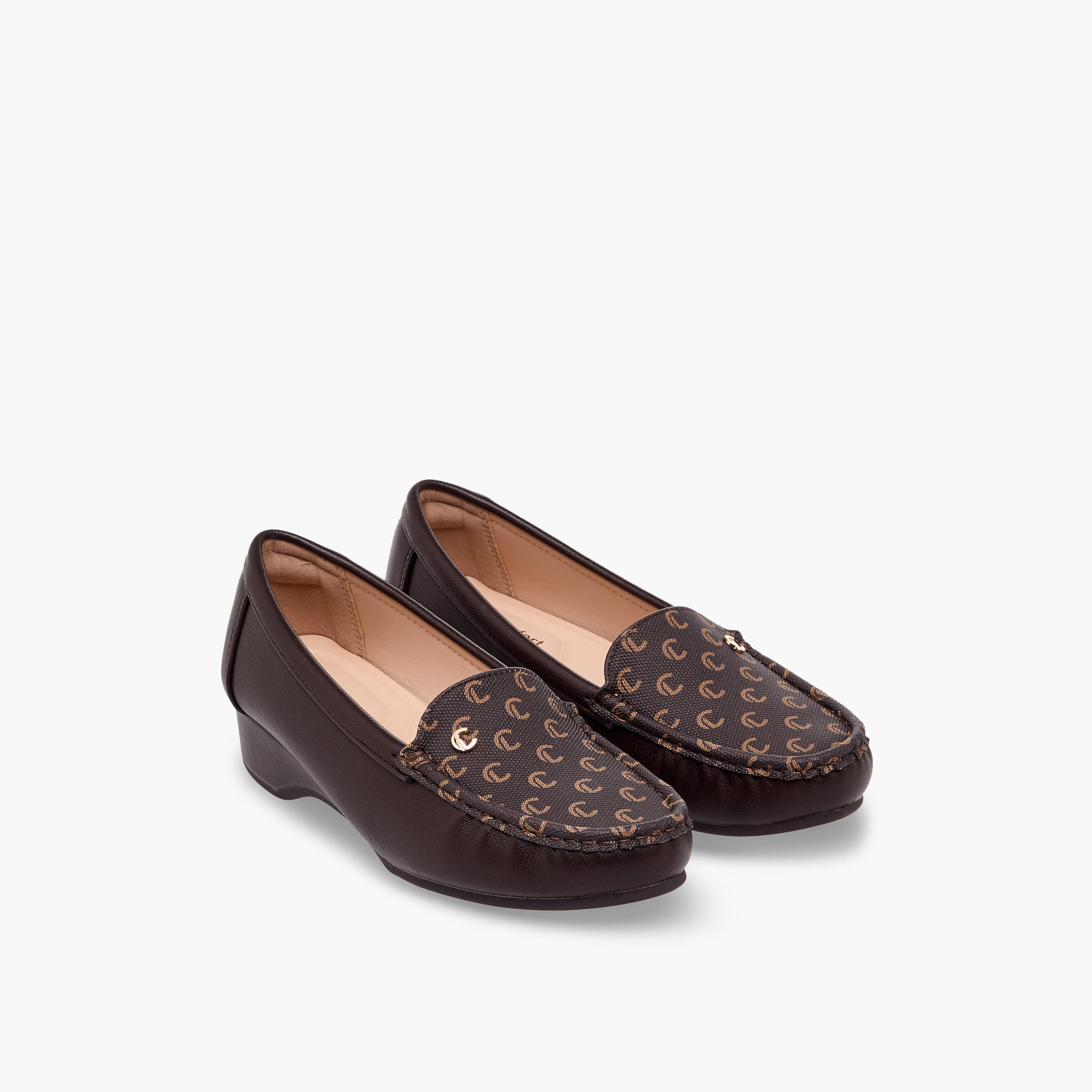 حذاء خفيف مونوجرام بكعب عريض للنساء من لو كونفورت-women-shoes-loafersandmoccasins-image-1