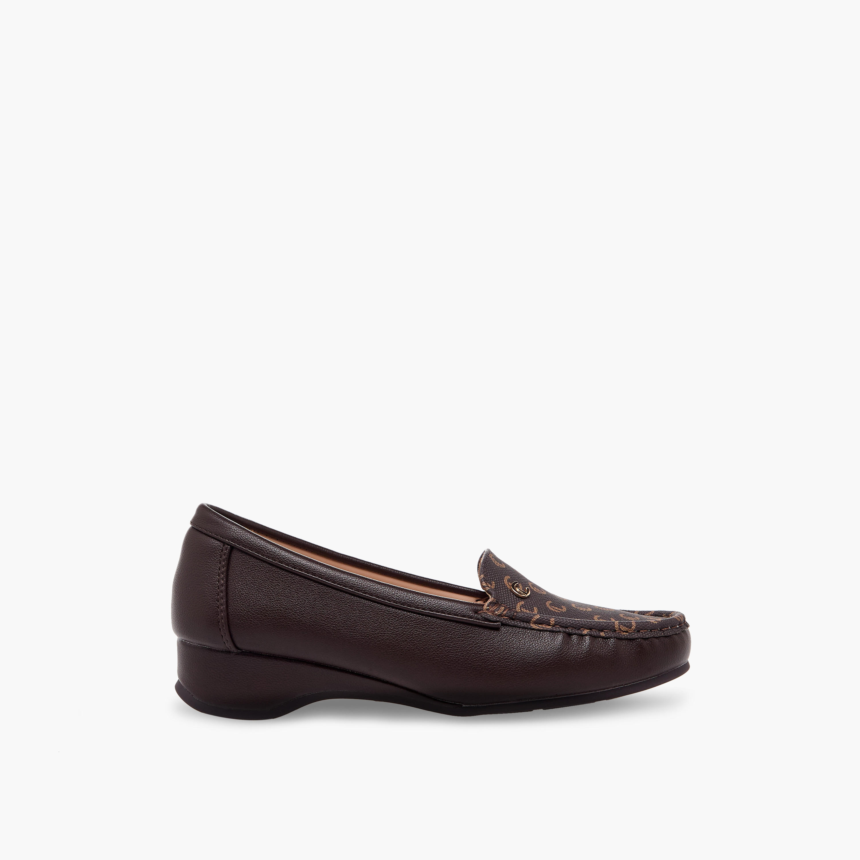 حذاء خفيف مونوجرام بكعب عريض للنساء من لو كونفورت-women-shoes-loafersandmoccasins-image-3