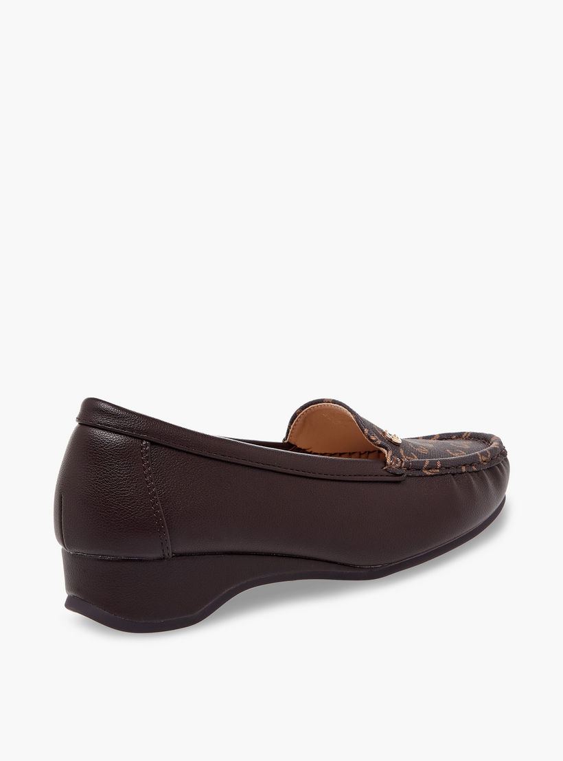 حذاء خفيف مونوجرام بكعب عريض للنساء من لو كونفورت-women-shoes-loafersandmoccasins-image-6