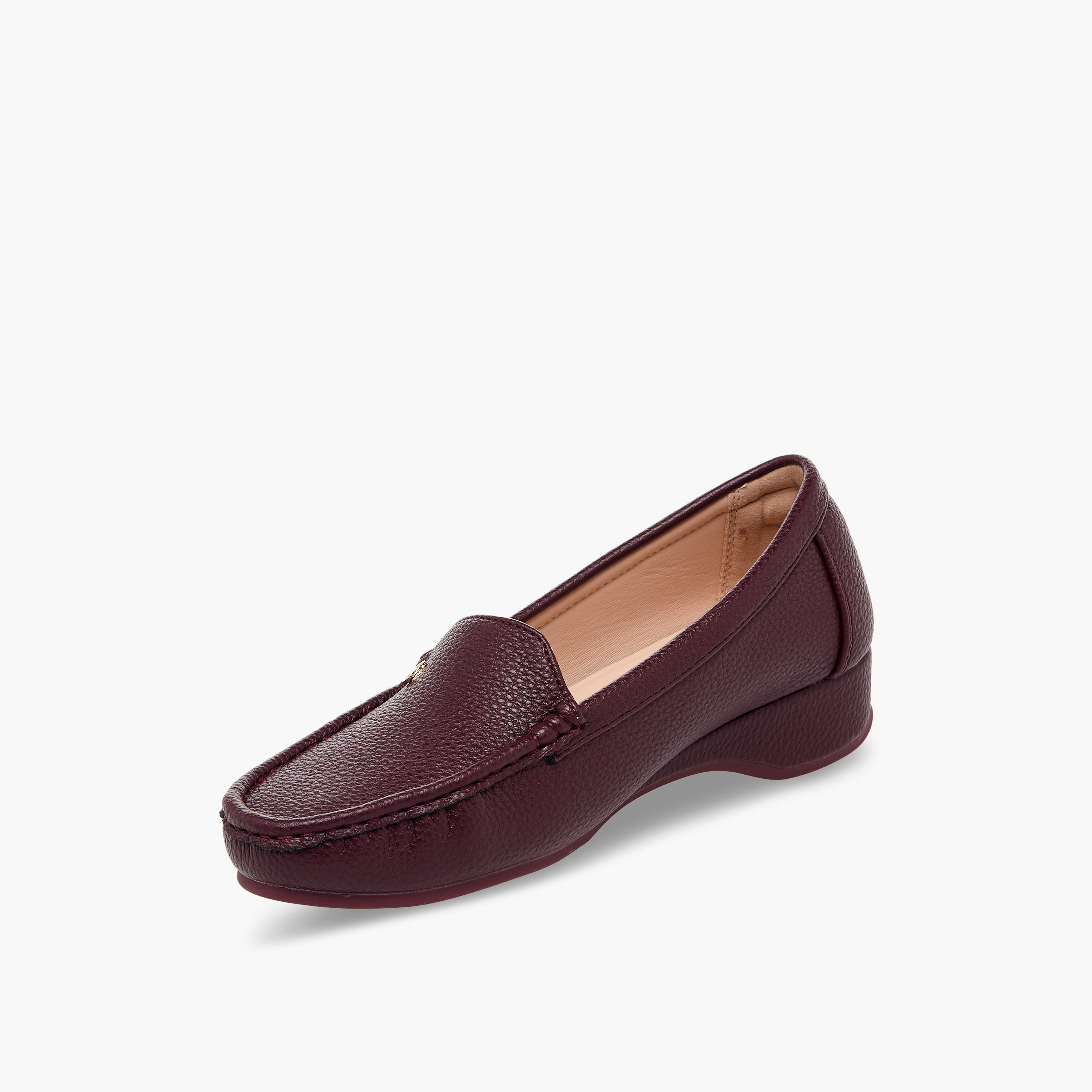 حذاء لوفر بارز الملمس بكعب ويدج للنساء من لو كونفورت-women-shoes-loafersandmoccasins-image-4