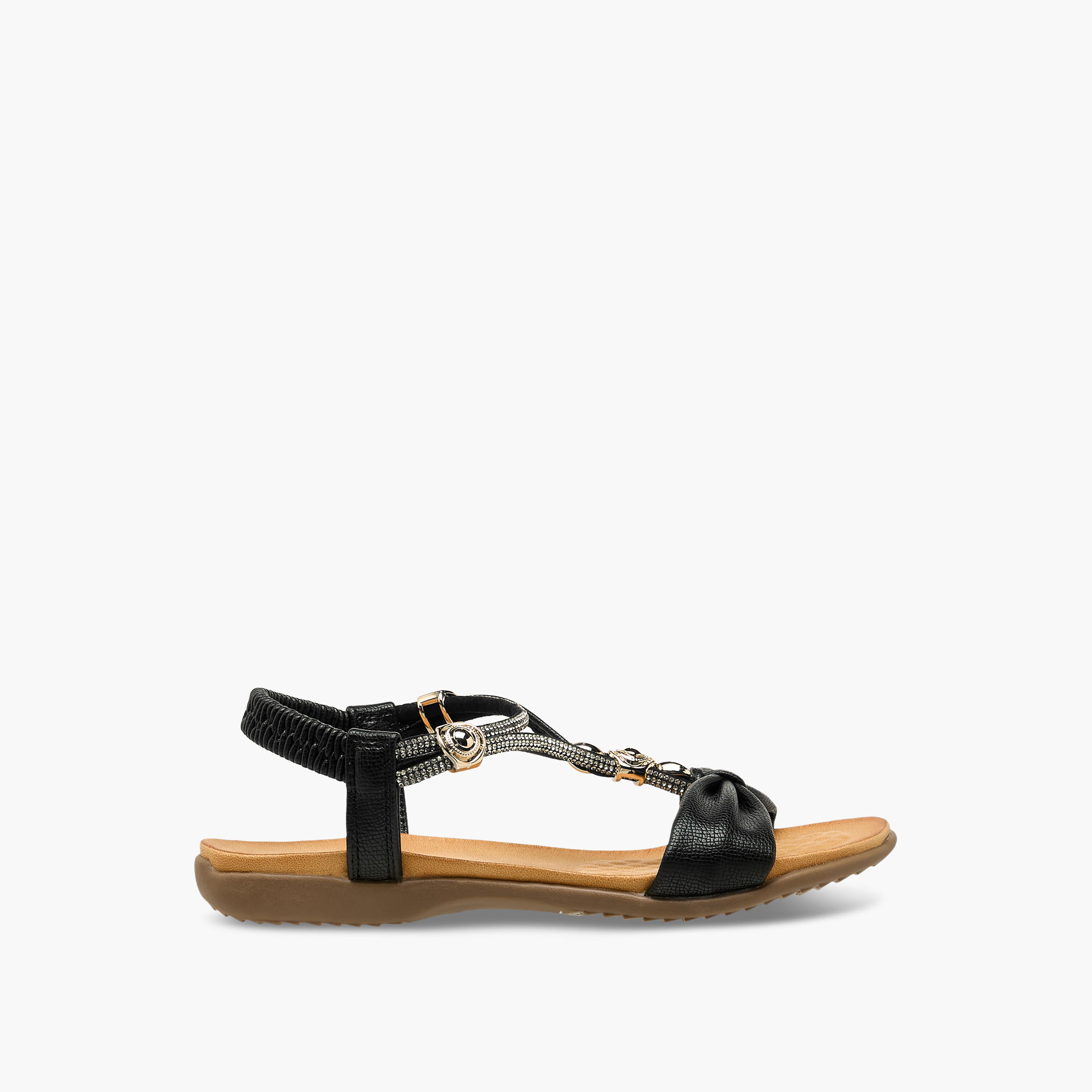 صندل بحزام بزينة ميتالك للنساء من لو كونفورت-women-shoes-flats-sandals-image-2