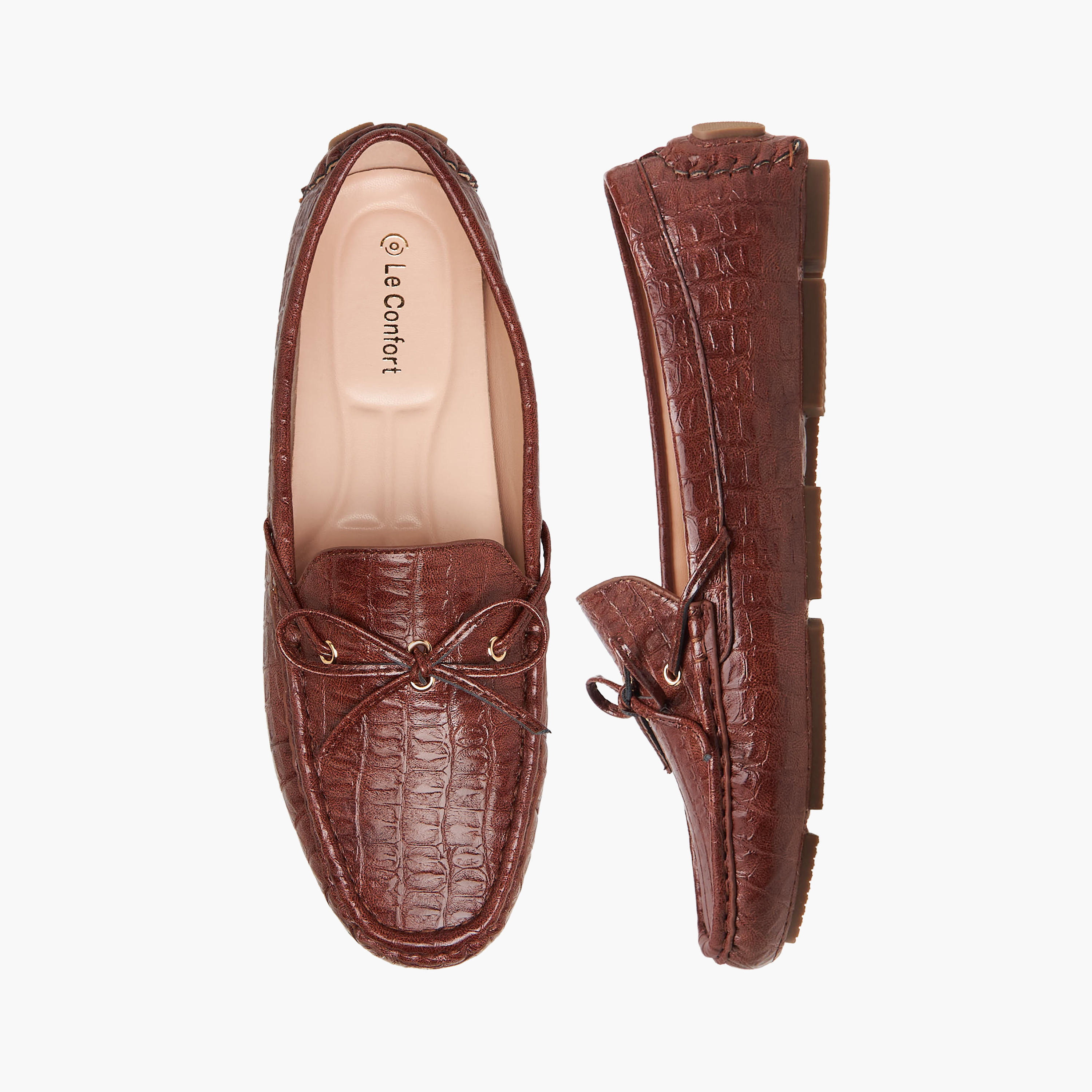 حذاء موكاسين بفيونكة للنساء من لو كونفورت-women-shoes-loafersandmoccasins-image-1