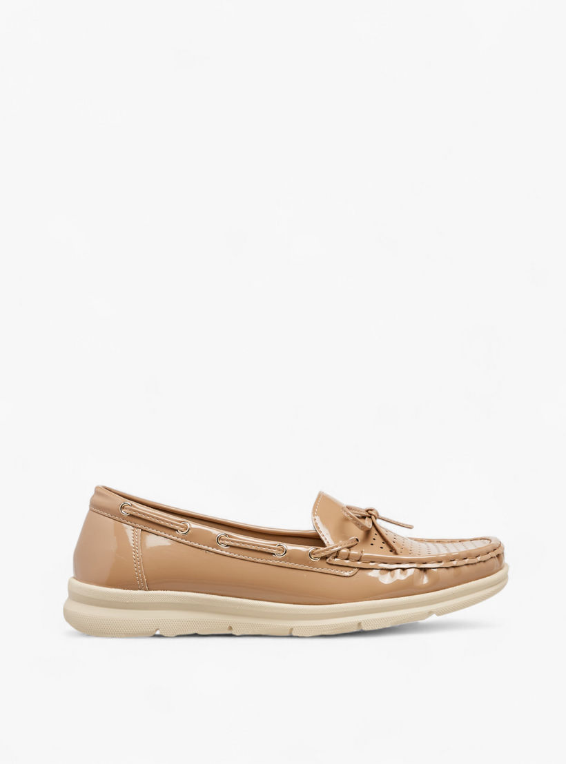 حذاء لوفر سهل الارتداء بتزيينات فيونكة من لو كونفورت-women-shoes-loafersandmoccasins-image-3