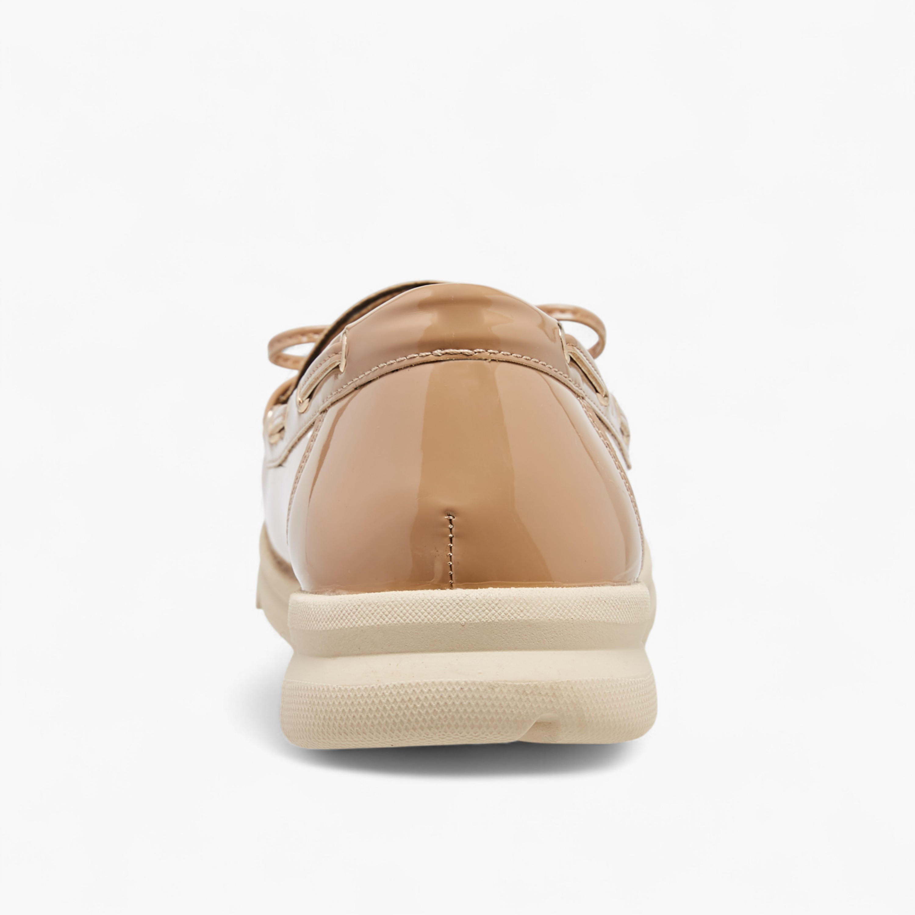 حذاء لوفر سهل الارتداء بتزيينات فيونكة من لو كونفورت-women-shoes-loafersandmoccasins-image-5