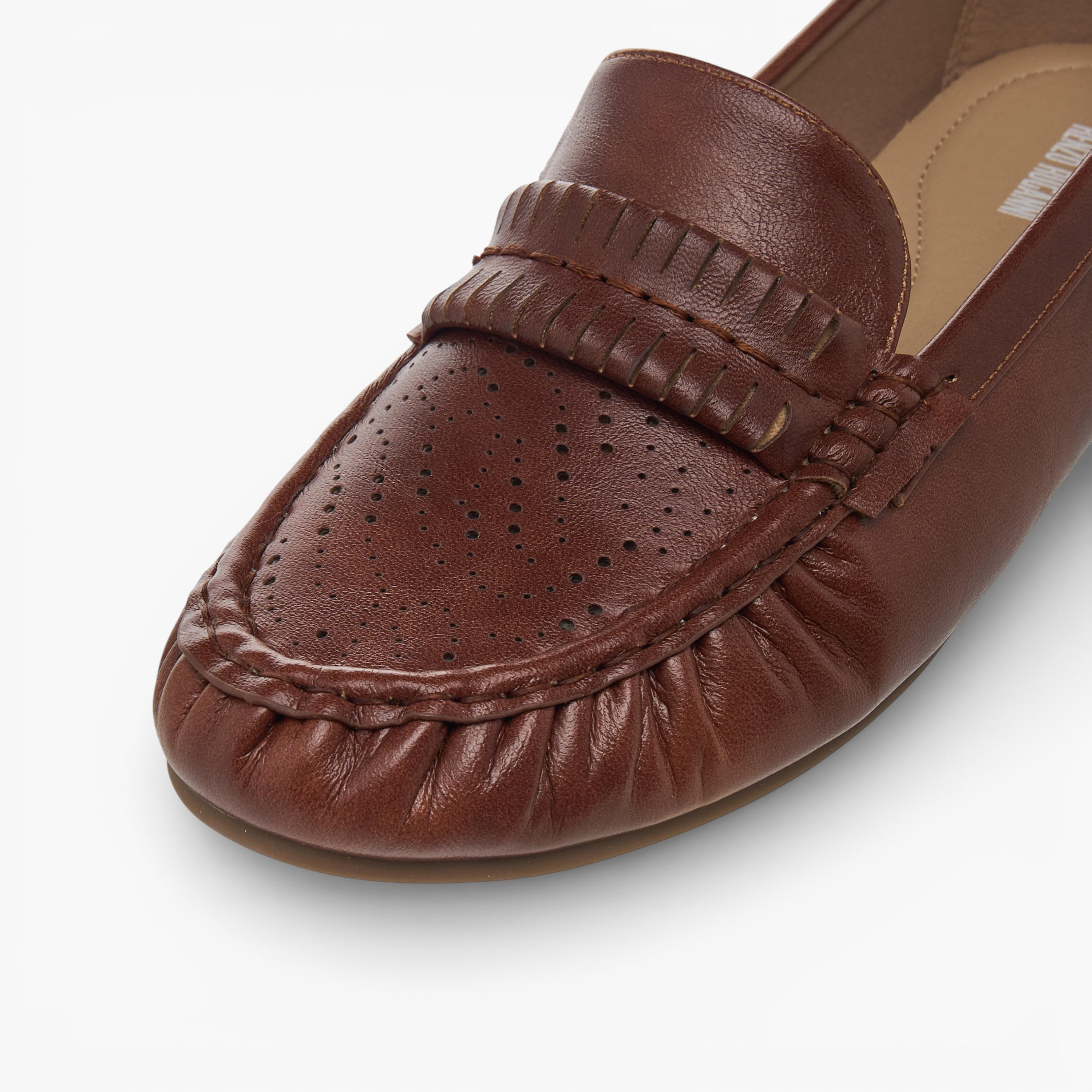 حذاء موكاسين سهل الارتداء للنساء من رينزو روغاني-women-shoes-flats-moccasins-image-4