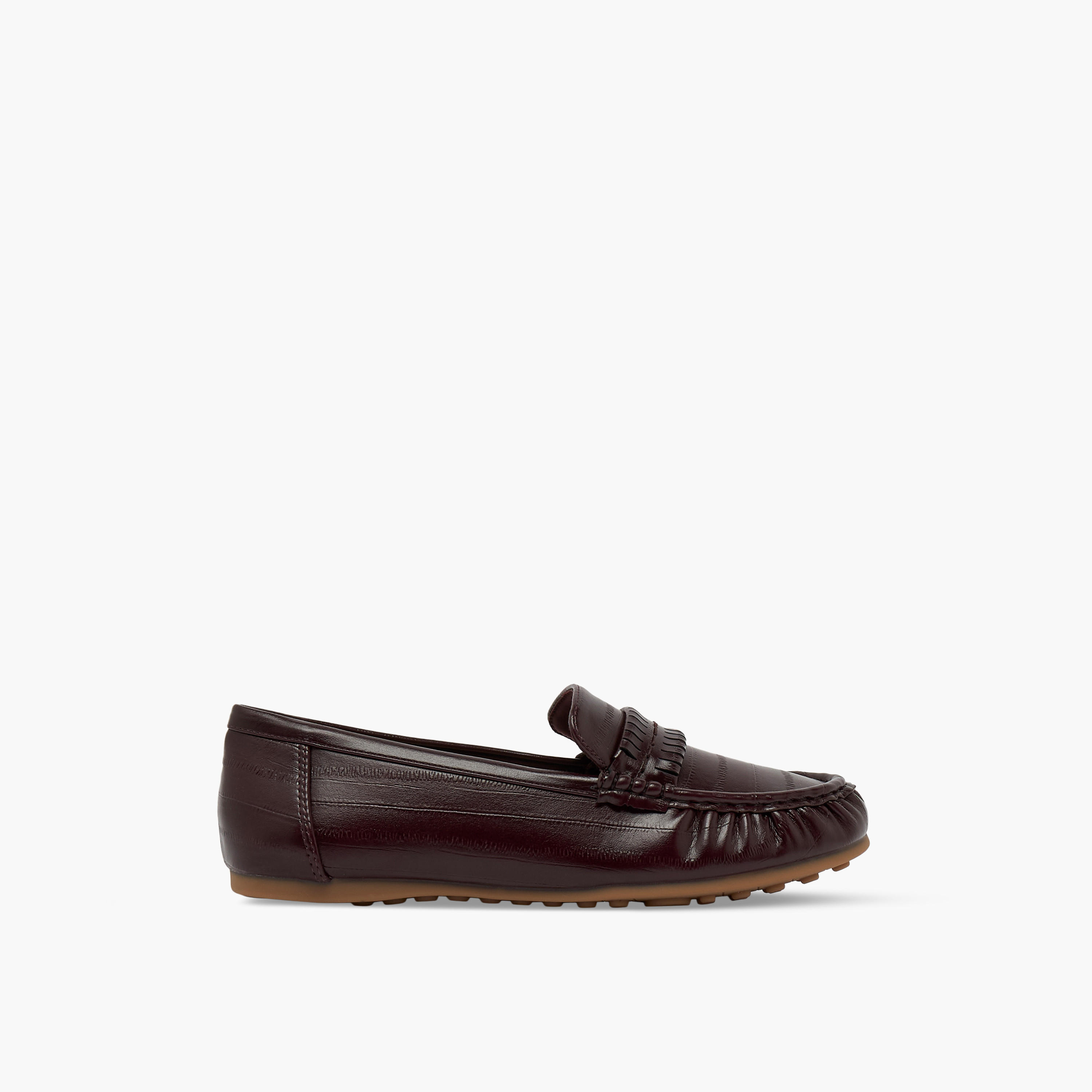 حذاء سهل الارتداء بتفاصيل شراشيب للنساء من فلورا بيلا-women-shoes-flats-moccasins-image-3