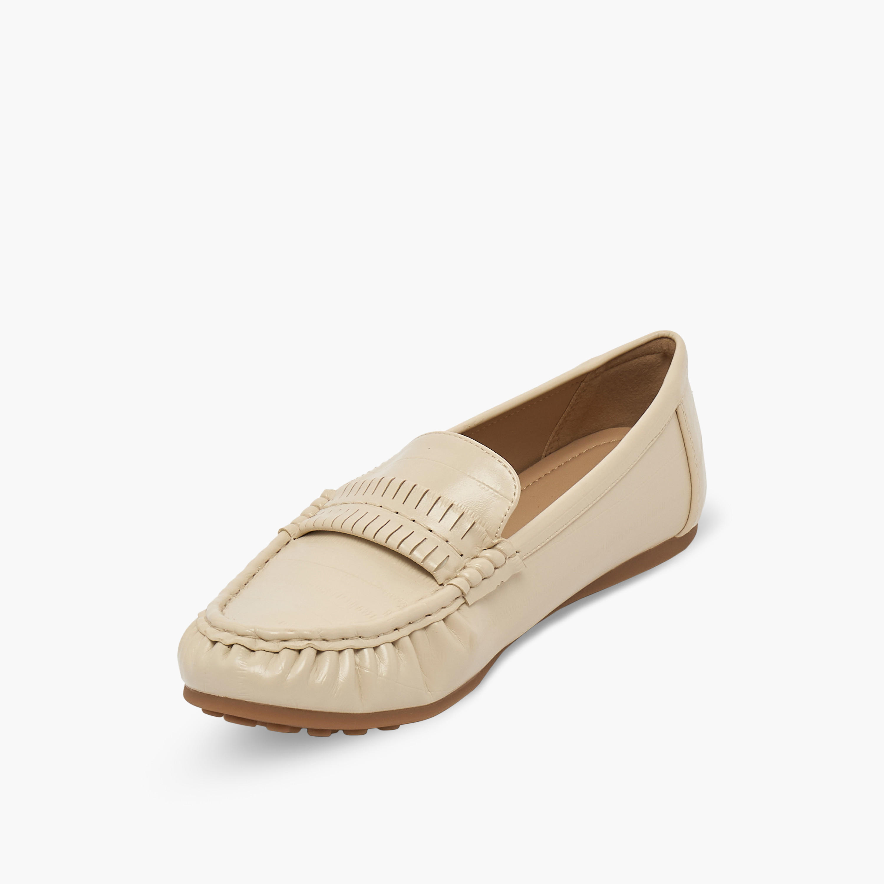 حذاء سهل الارتداء بتفاصيل شراشيب للنساء من فلورا بيلا-women-shoes-flats-moccasins-image-4