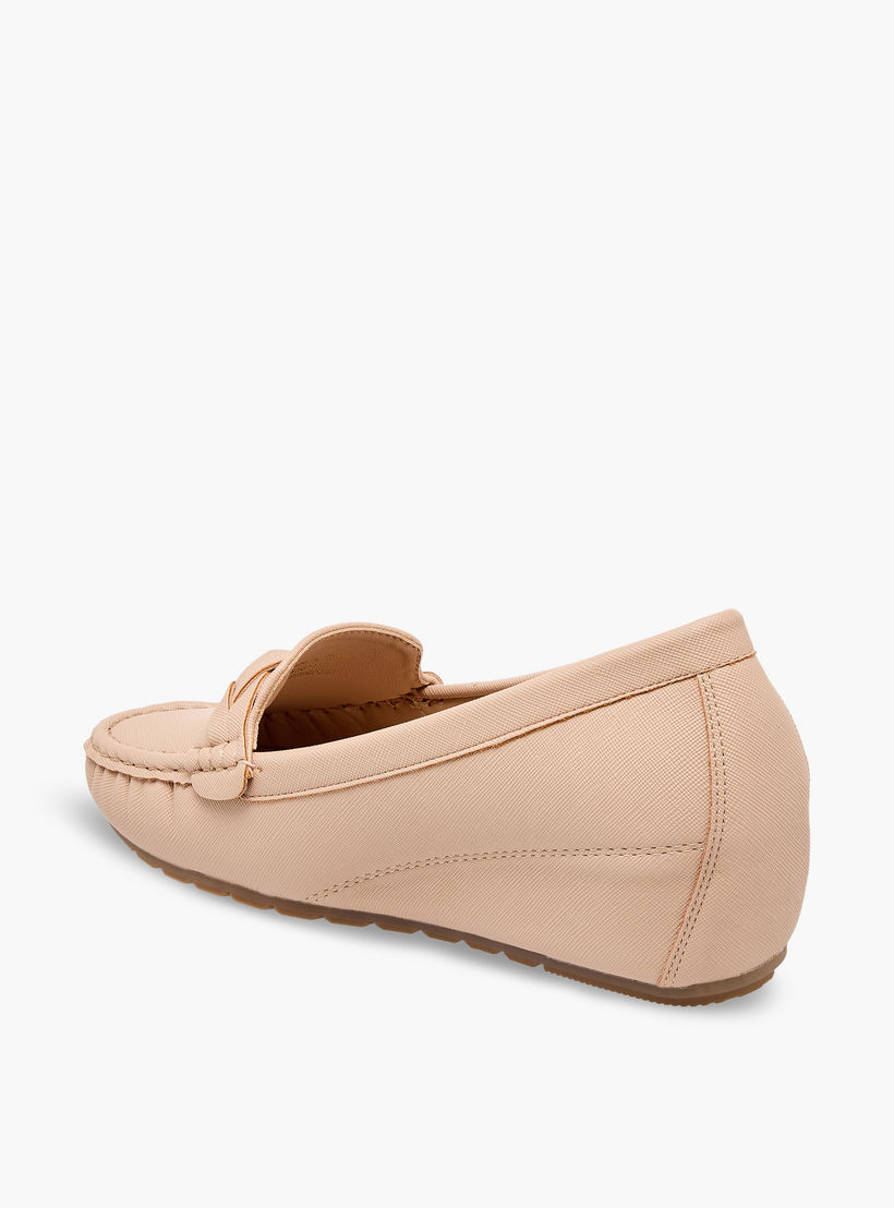 حذاء سهل الارتداء بكعب ويدج للنساء من فلورا بيلا-women-shoes-heels-image-5