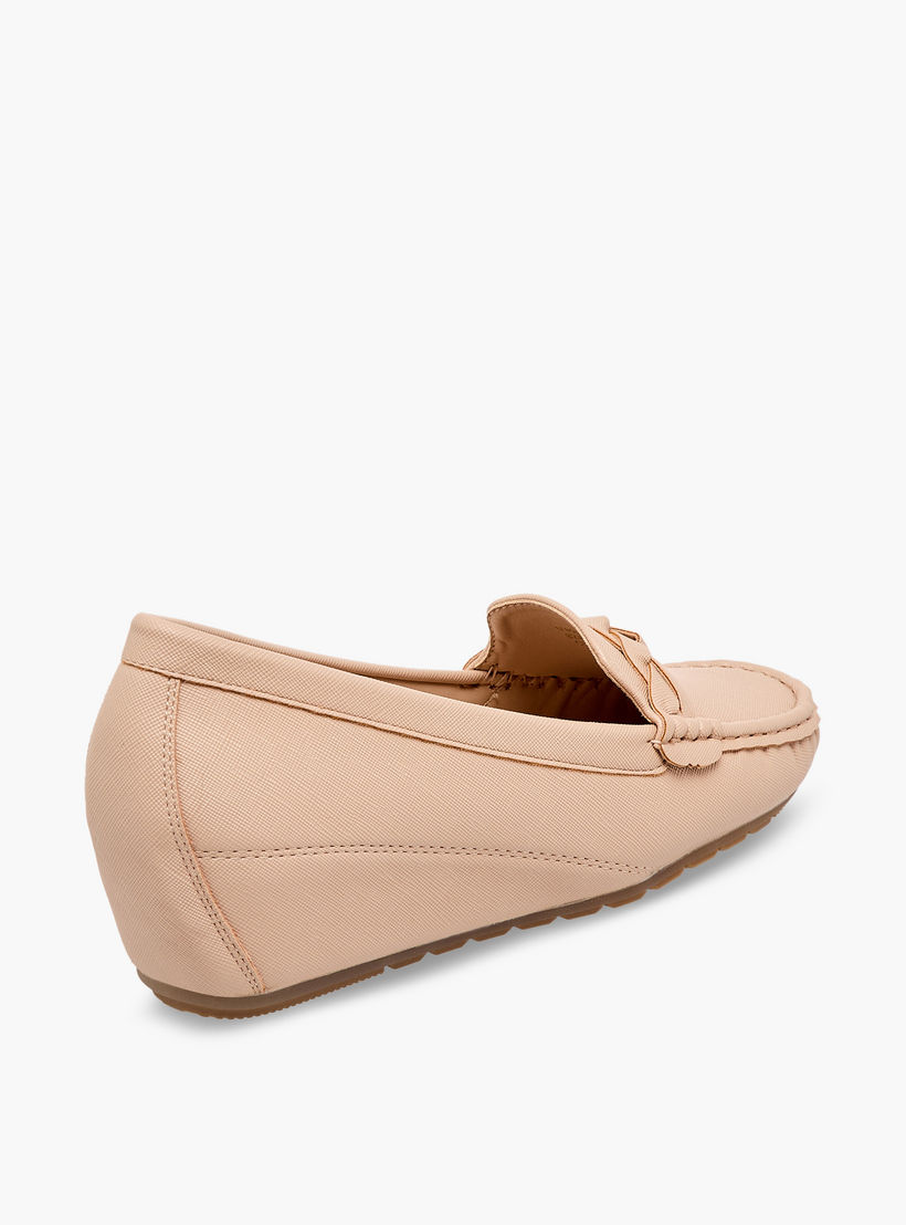 حذاء سهل الارتداء بكعب ويدج للنساء من فلورا بيلا-women-shoes-heels-image-6