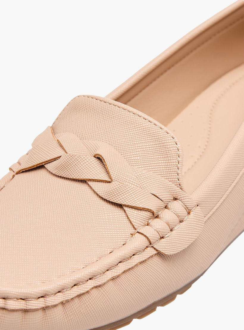 حذاء سهل الارتداء بكعب ويدج للنساء من فلورا بيلا-women-shoes-heels-image-7