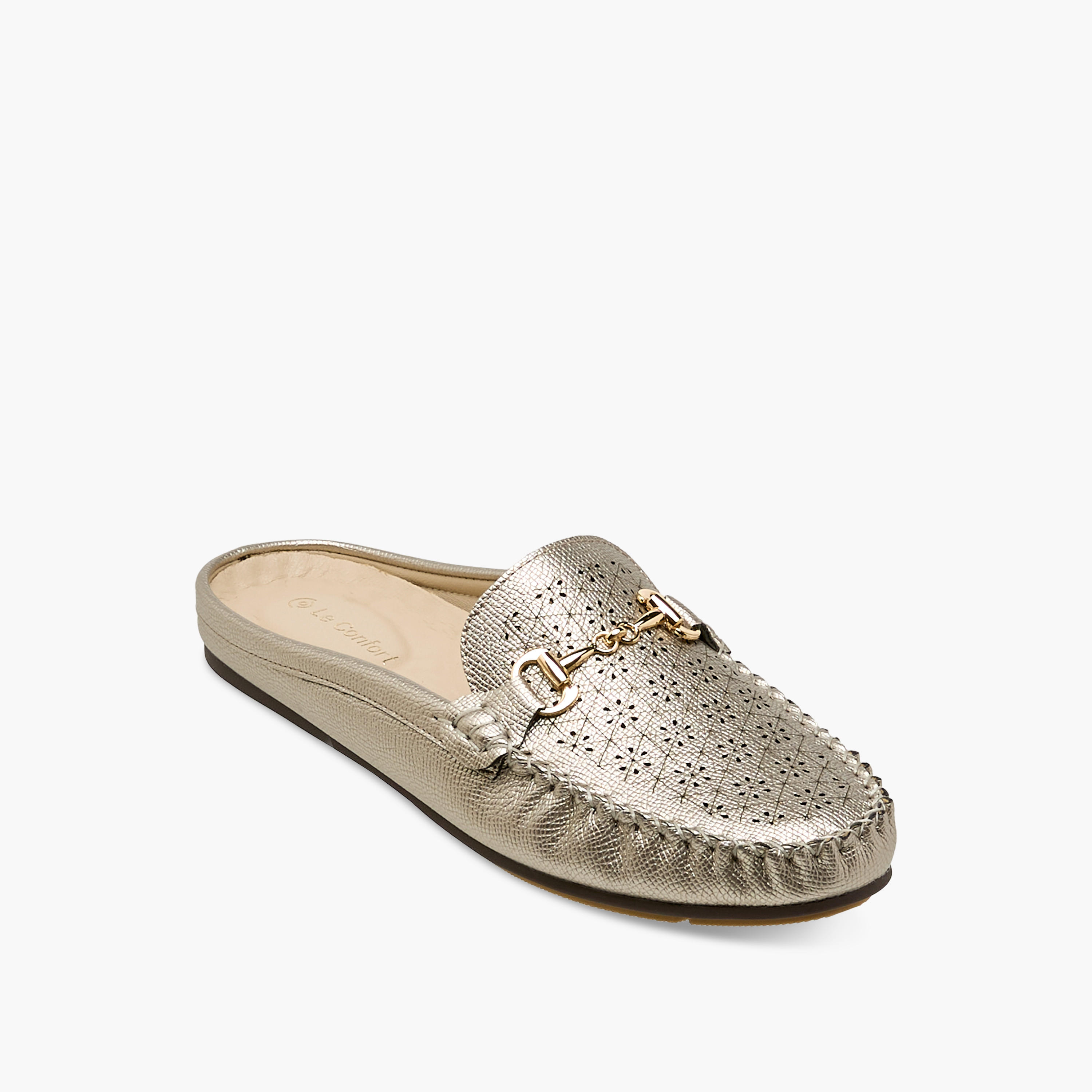 حذاء ميول سهل الارتداء بتفاصيل مثقبة للنساء من لو كونفورت-women-shoes-flats-mules-image-2