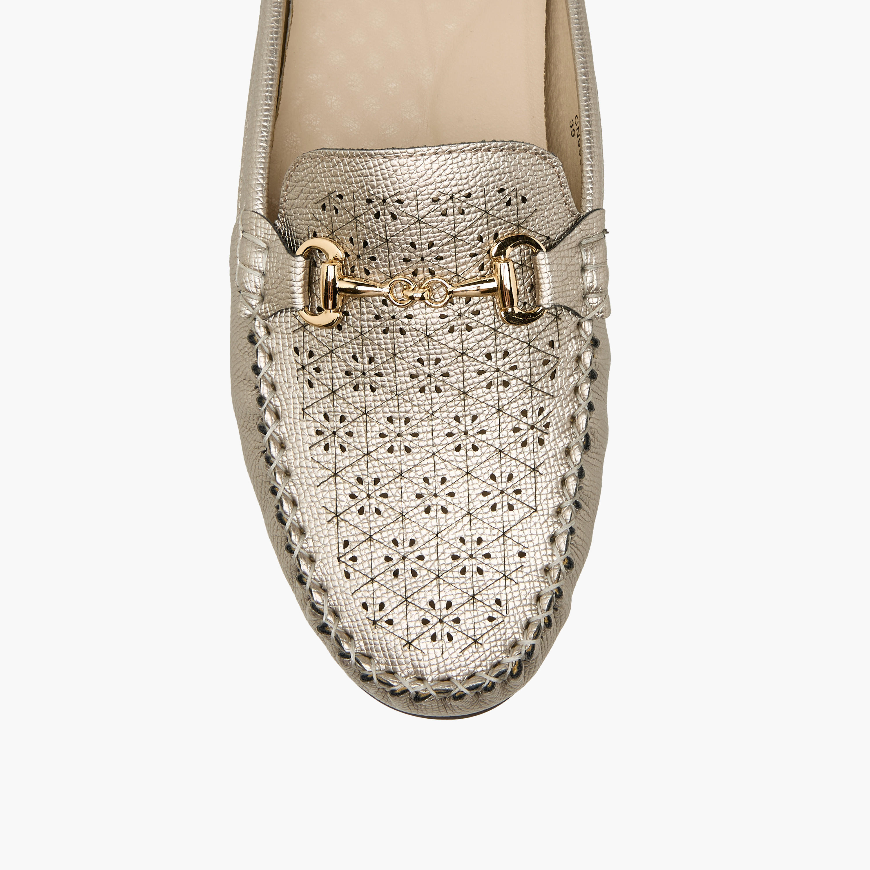 حذاء ميول سهل الارتداء بتفاصيل مثقبة للنساء من لو كونفورت-women-shoes-flats-mules-image-4